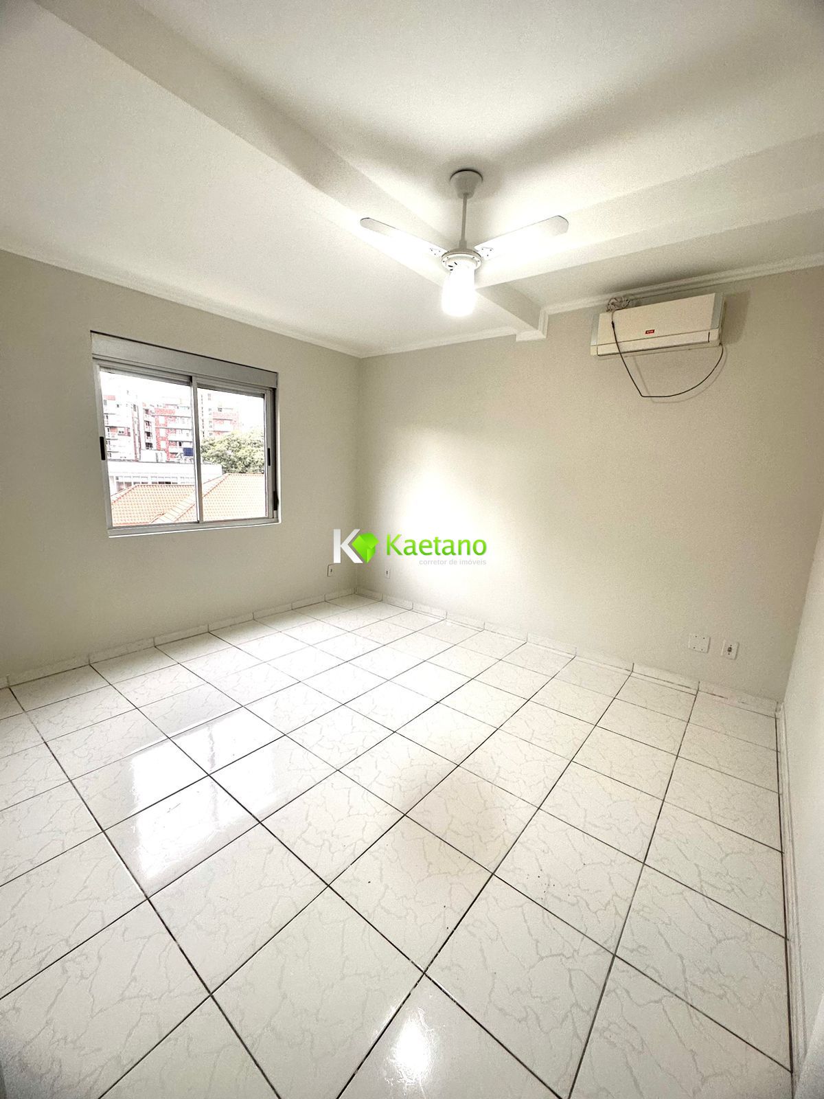 Apartamento à venda com 3 quartos, 121m² - Foto 25