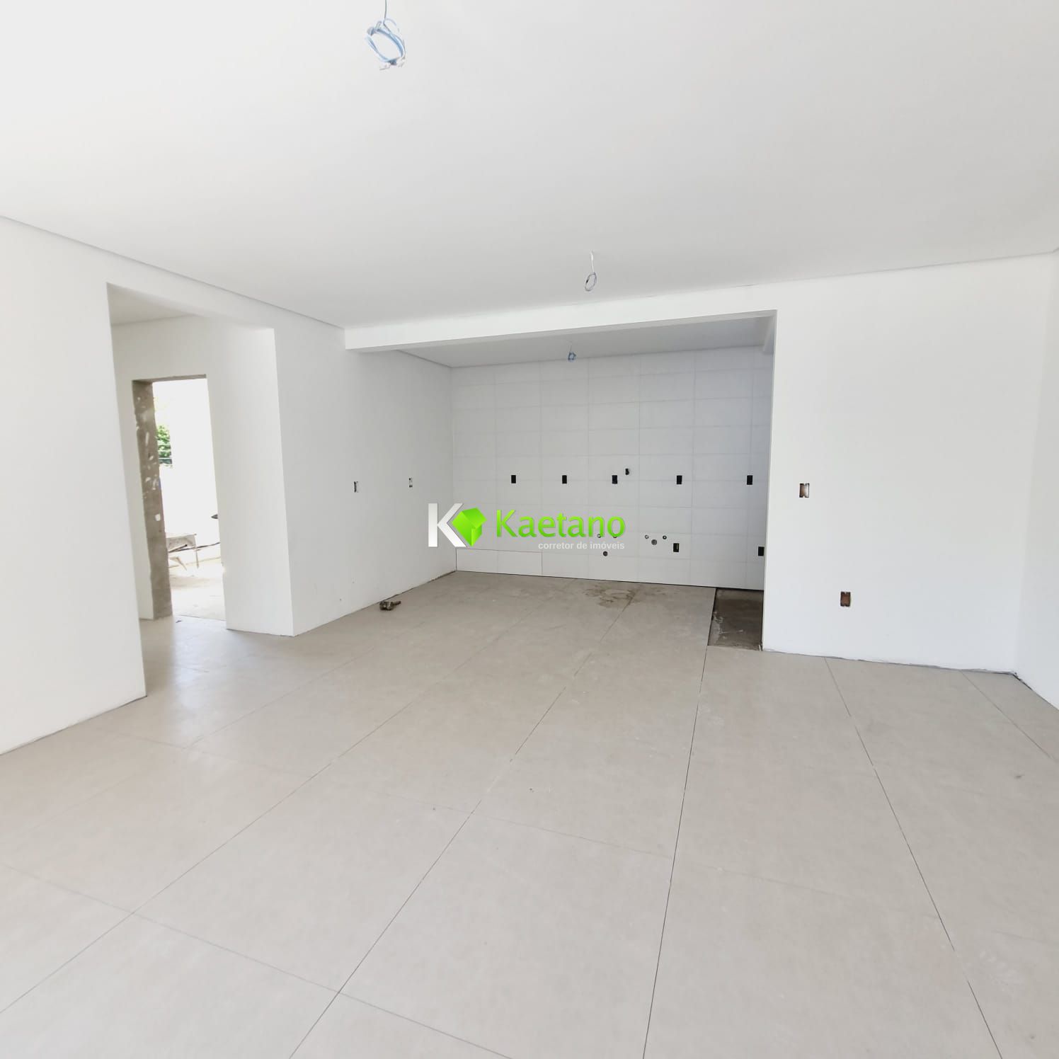 Apartamento à venda com 2 quartos, 86m² - Foto 3