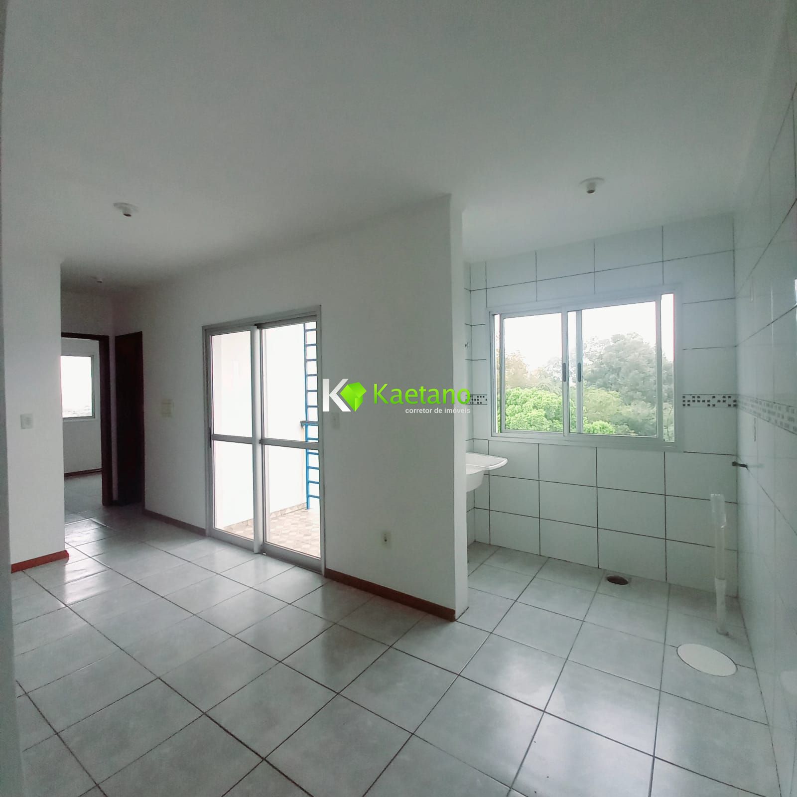 Apartamento à venda com 2 quartos, 68m² - Foto 4