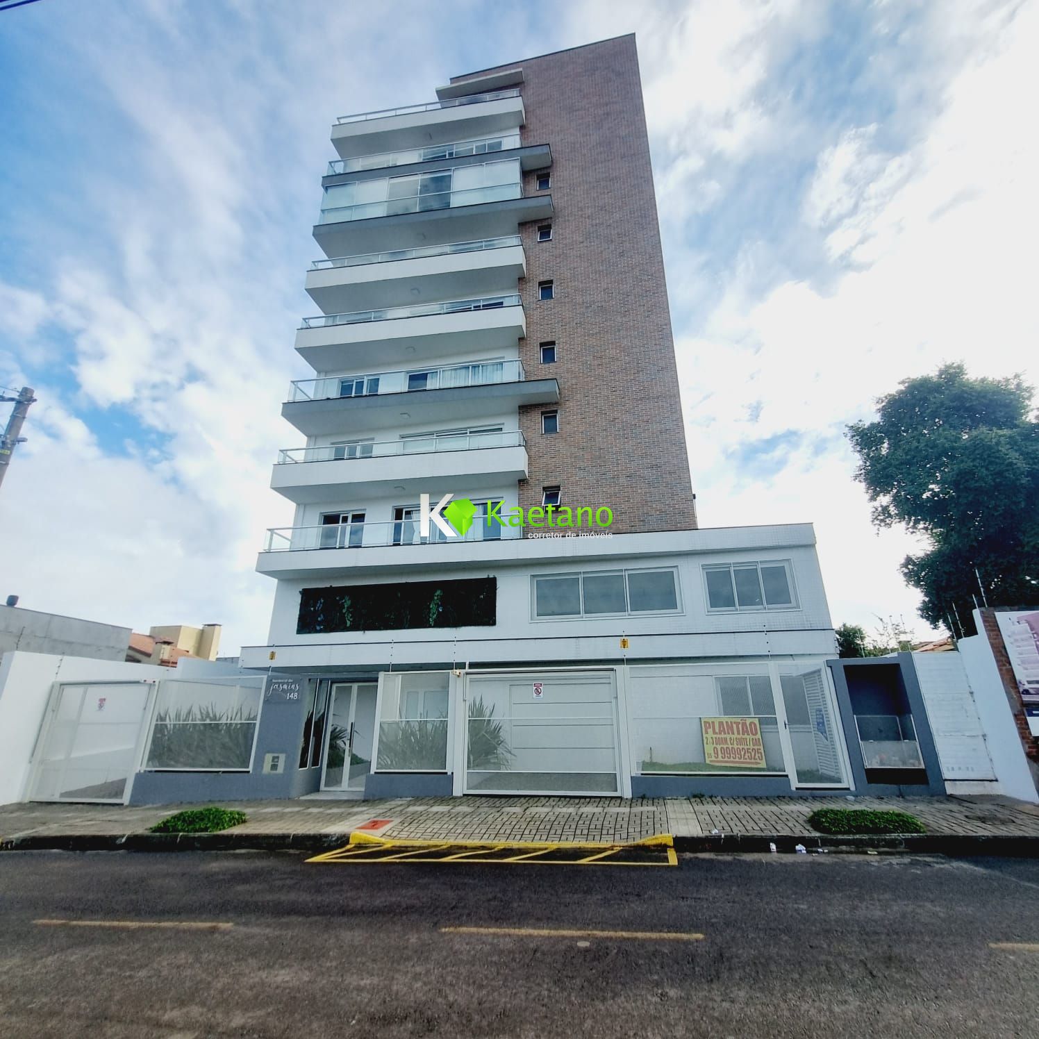 Apartamento à venda com 2 quartos, 74m² - Foto 1