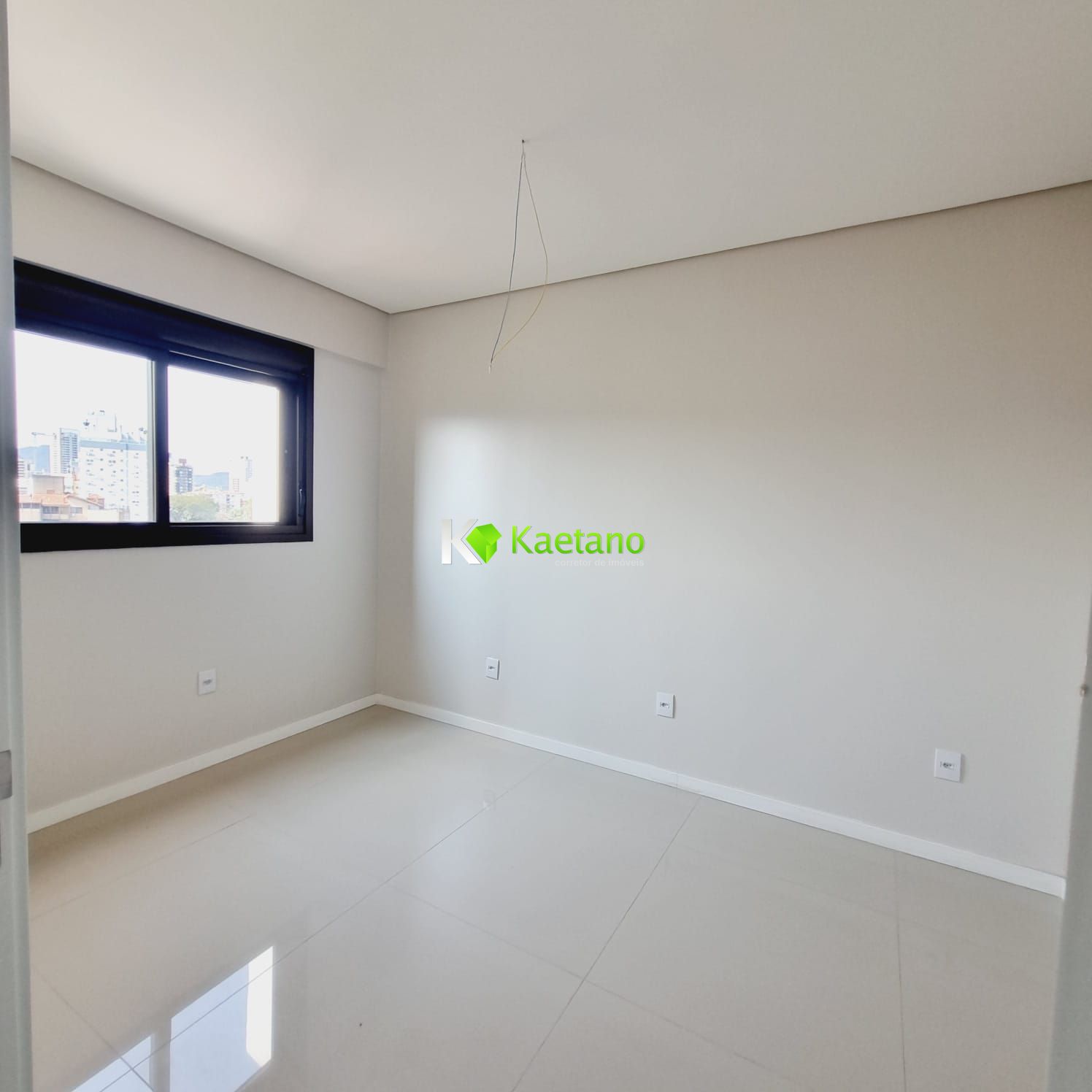 Apartamento à venda com 3 quartos, 278m² - Foto 14