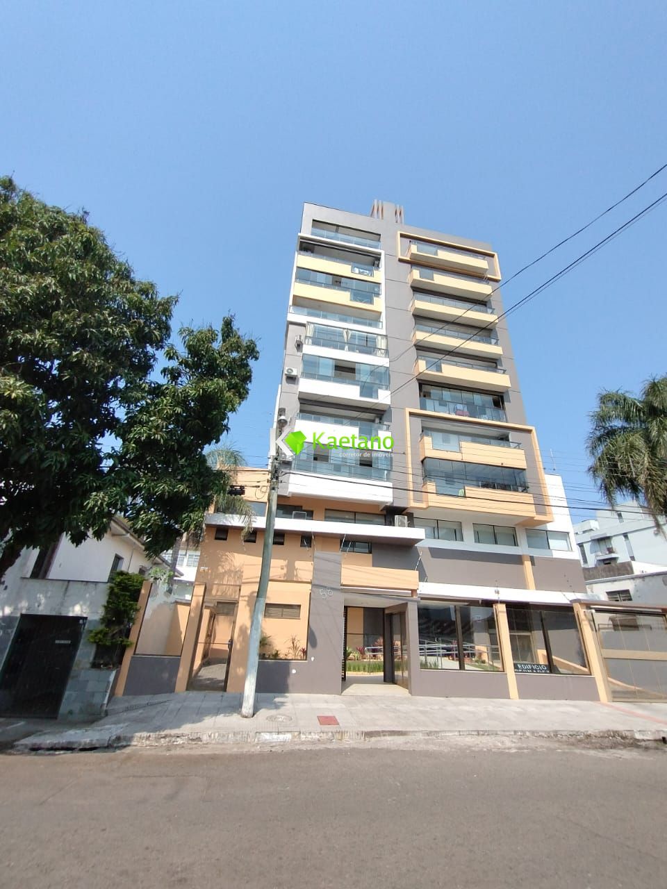 Apartamento à venda com 3 quartos, 278m² - Foto 1