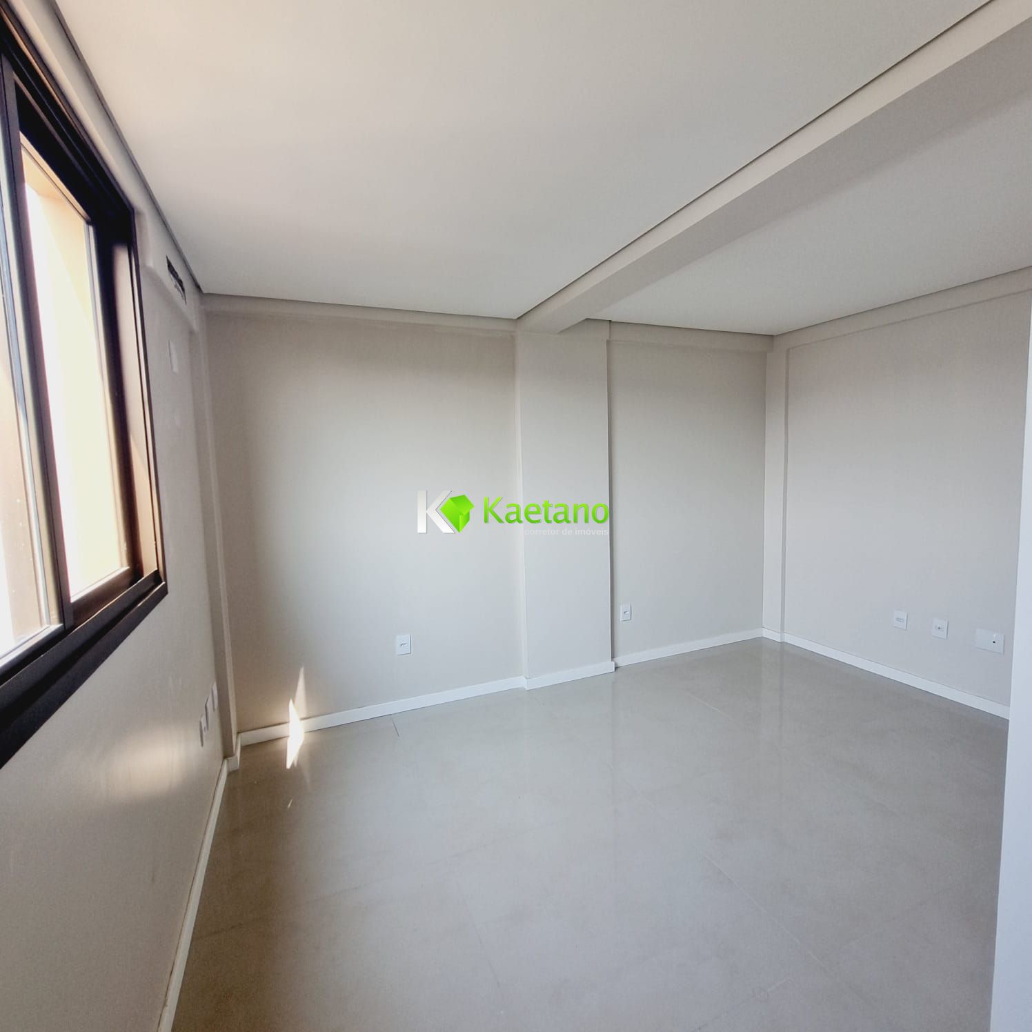 Apartamento à venda com 3 quartos, 278m² - Foto 9