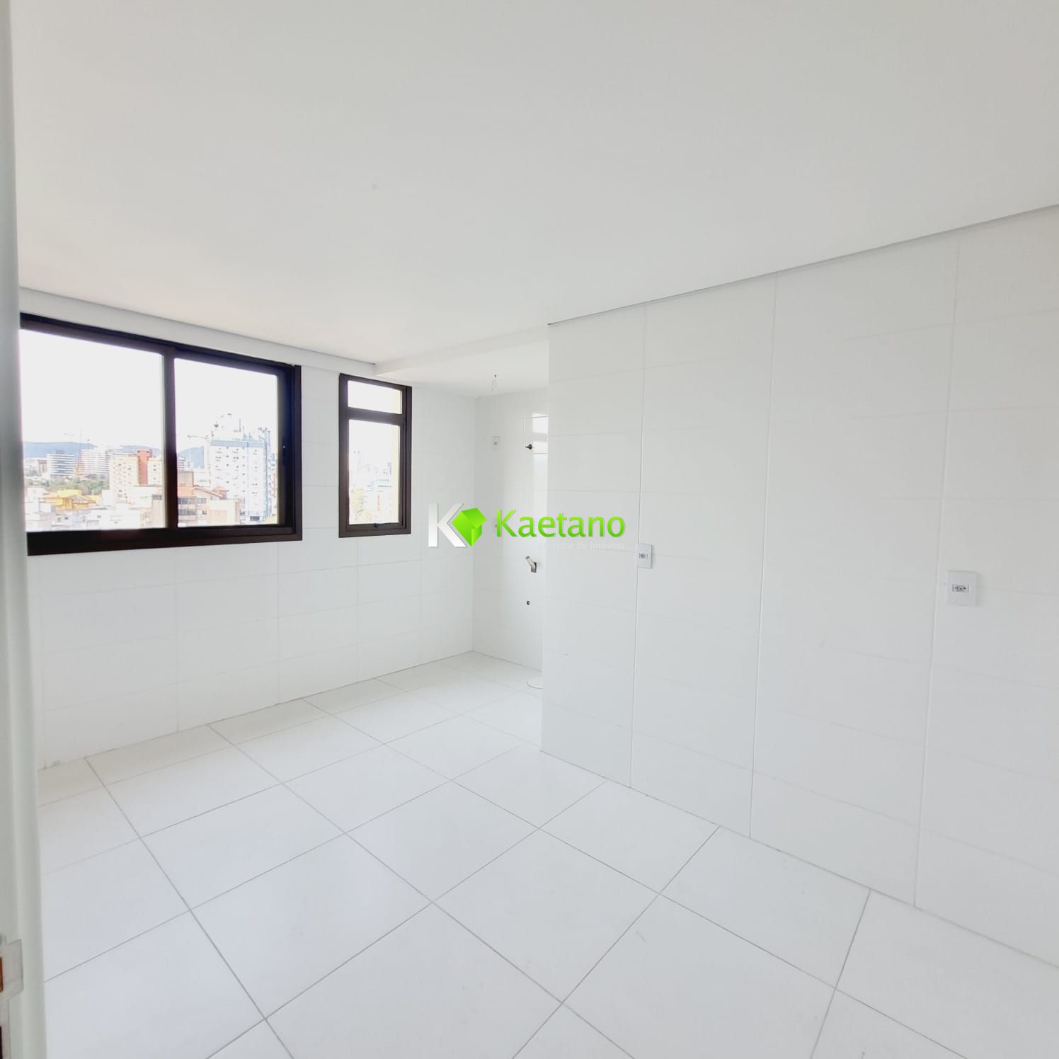 Apartamento à venda com 3 quartos, 278m² - Foto 18