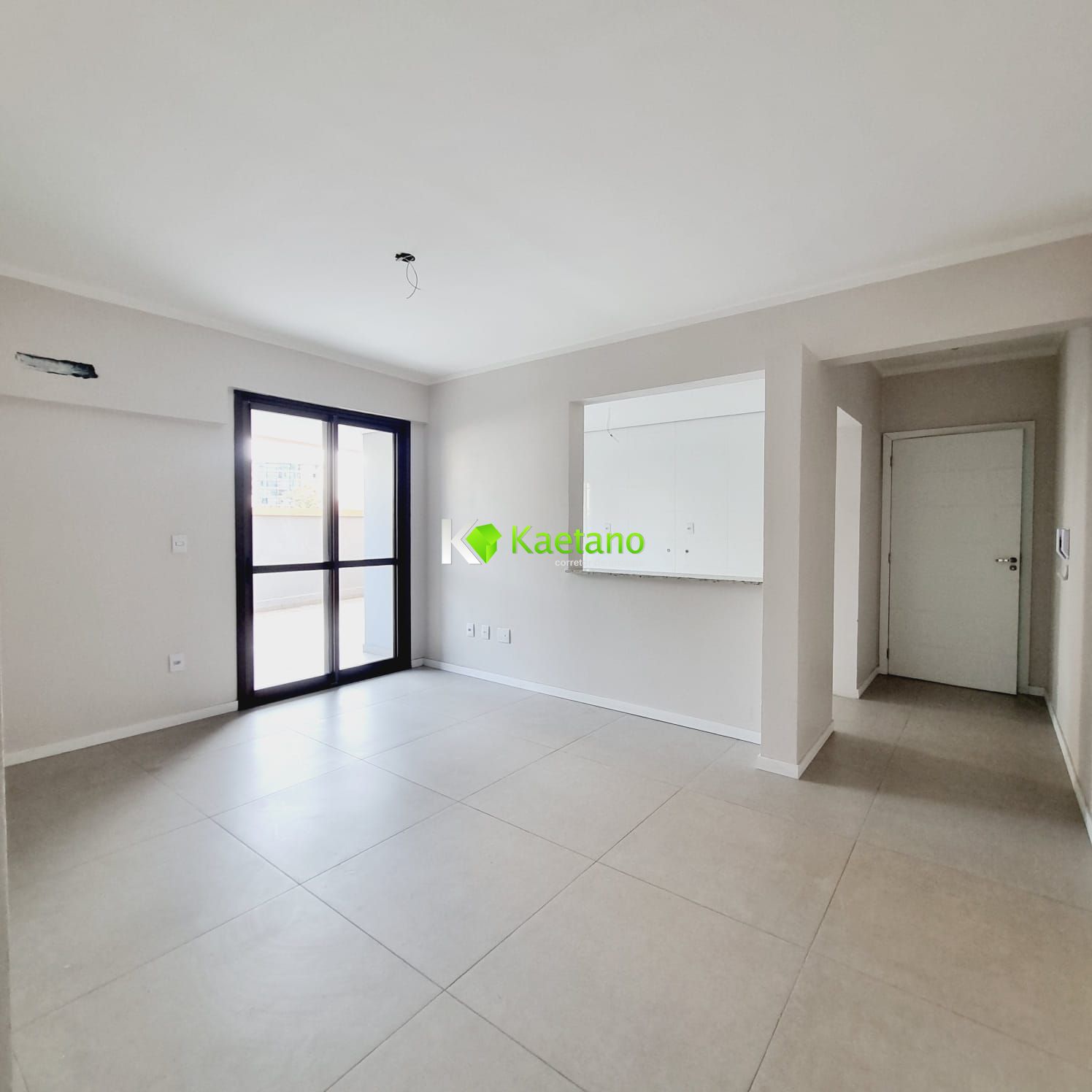 Apartamento à venda com 2 quartos, 93m² - Foto 5