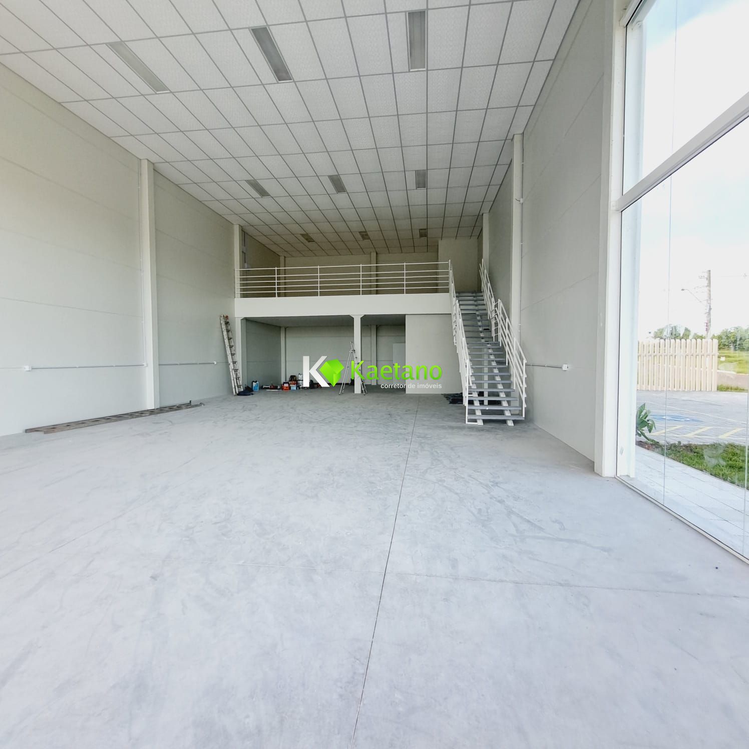 Depósito-Galpão-Armazém para alugar com 1 quarto, 250m² - Foto 3