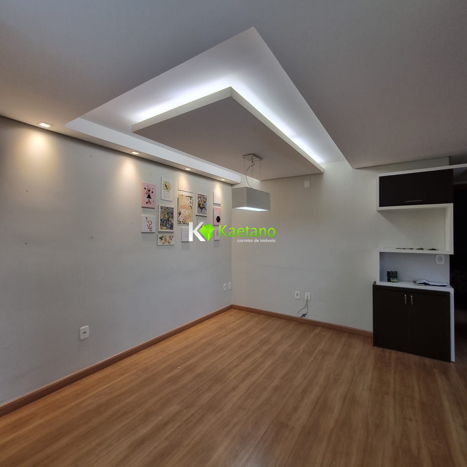 Apartamento para alugar com 2 quartos, 84m² - Foto 4