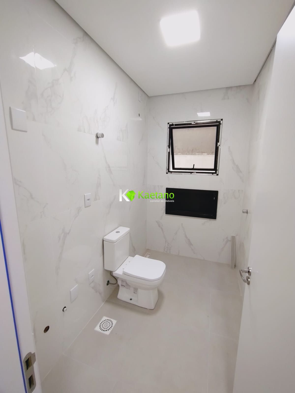 Casa à venda com 3 quartos, 140m² - Foto 12