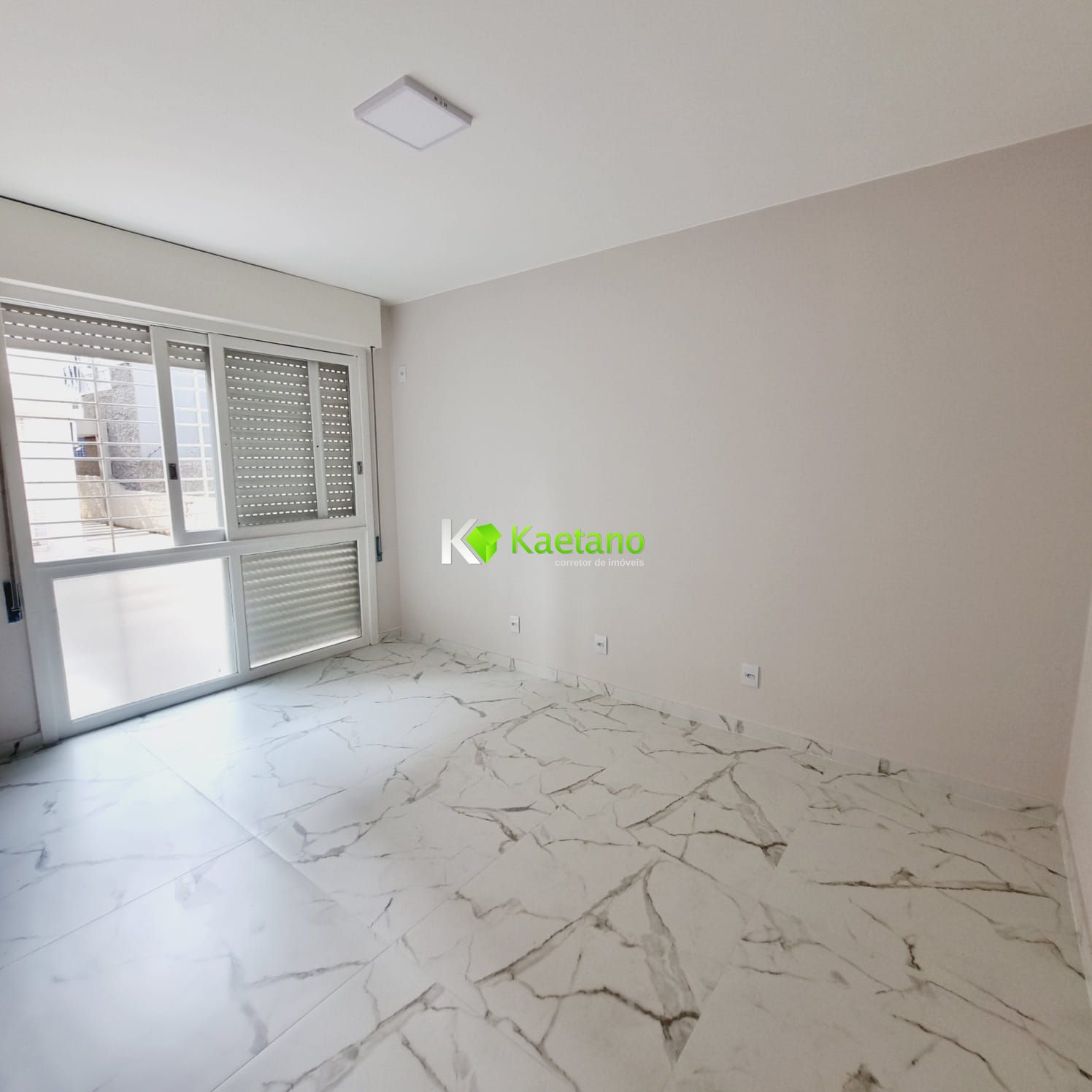 Apartamento à venda com 3 quartos, 135m² - Foto 7