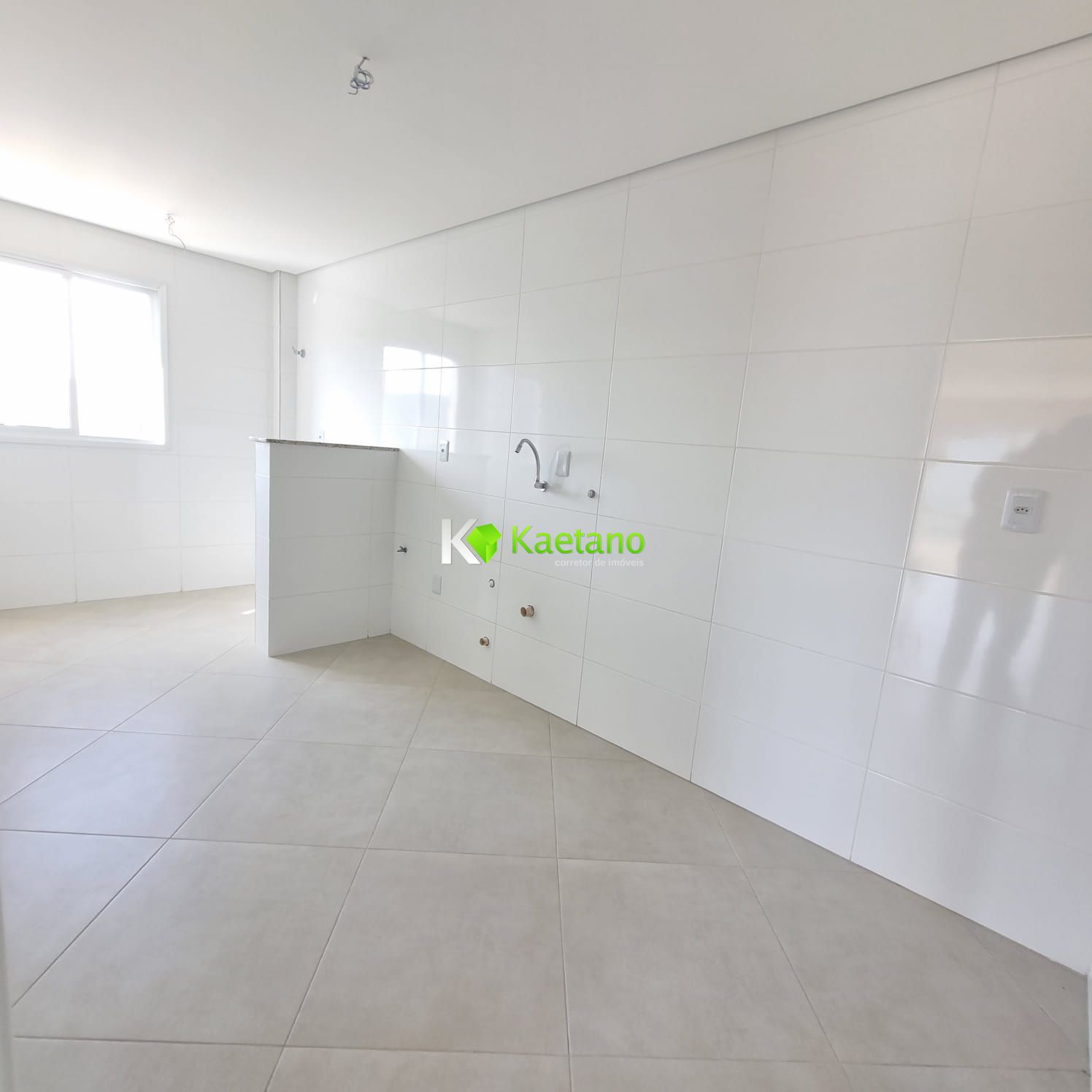 Apartamento à venda com 2 quartos, 76m² - Foto 9