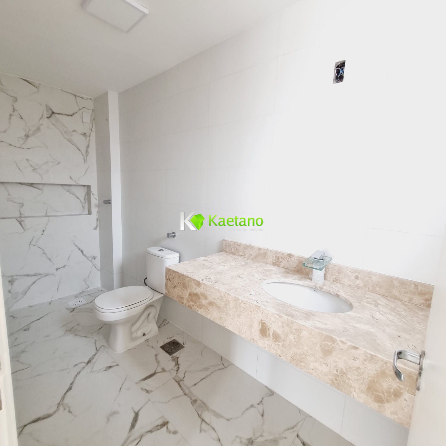 Apartamento à venda com 3 quartos, 135m² - Foto 11