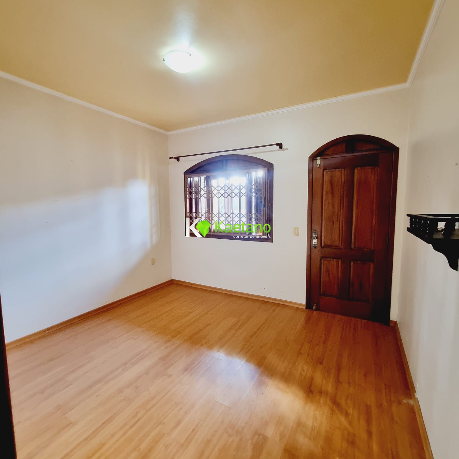 Casa à venda com 3 quartos, 213m² - Foto 4