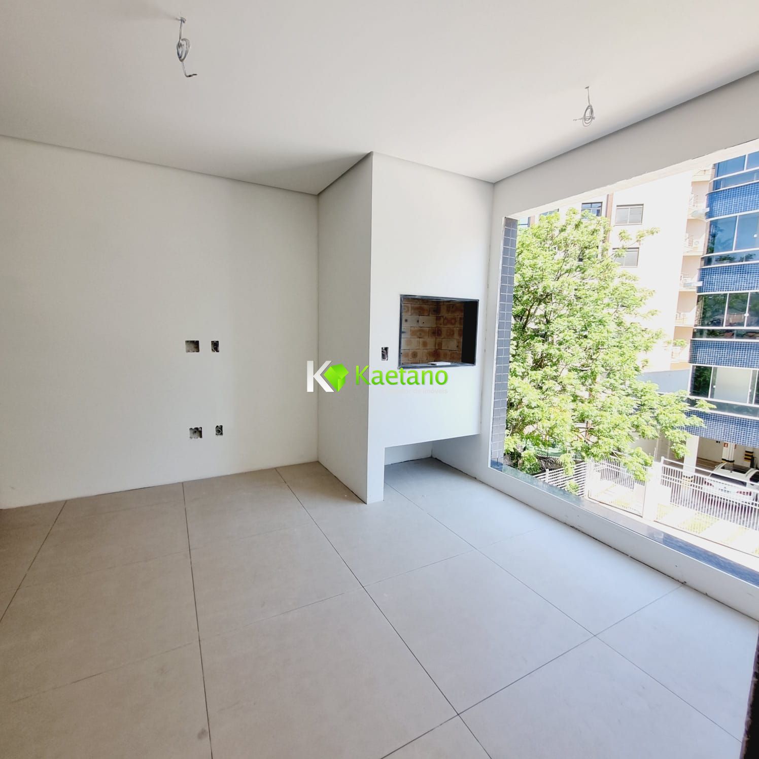 Apartamento à venda com 2 quartos, 72m² - Foto 3