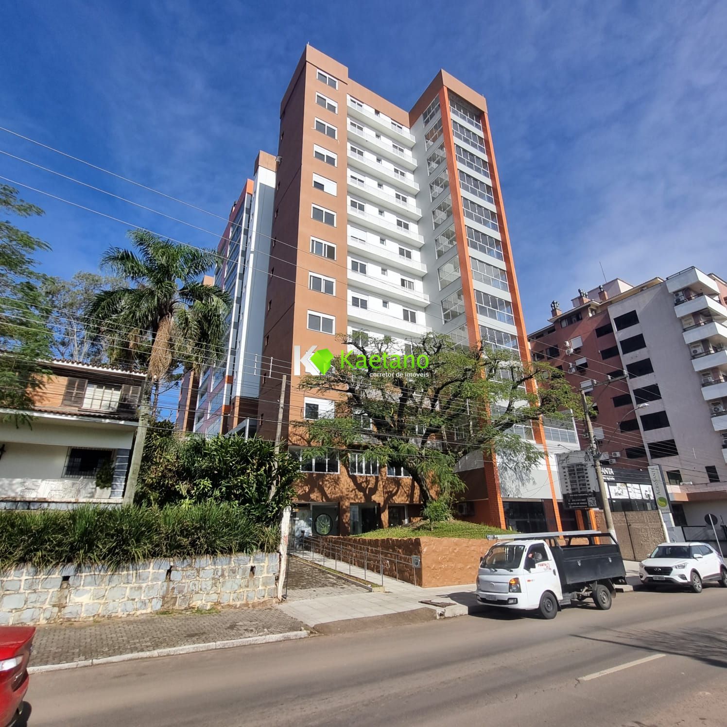 Apartamento à venda com 3 quartos, 127m² - Foto 1