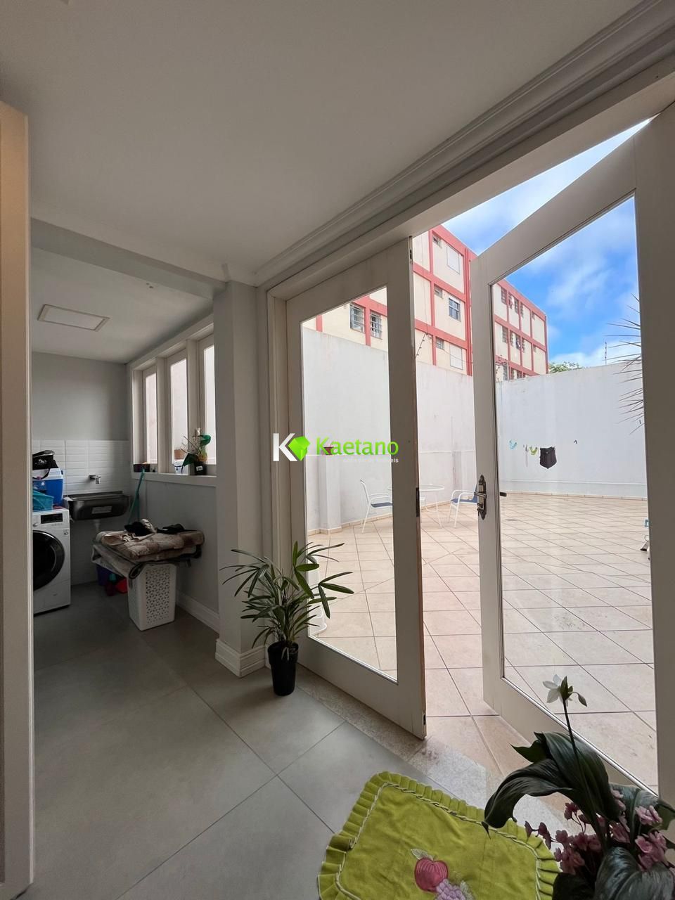 Apartamento à venda com 3 quartos, 235m² - Foto 22