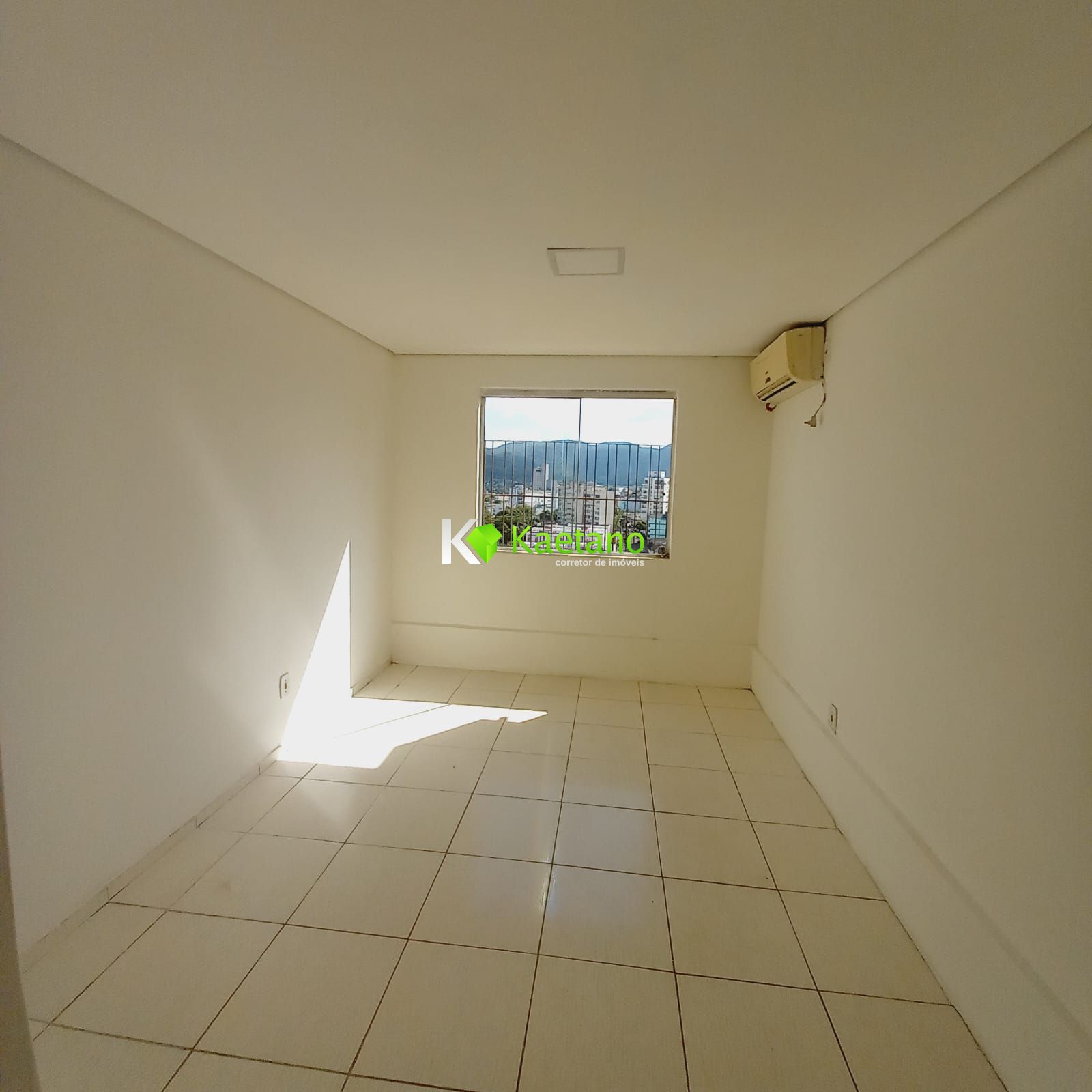 Apartamento à venda com 2 quartos, 94m² - Foto 12