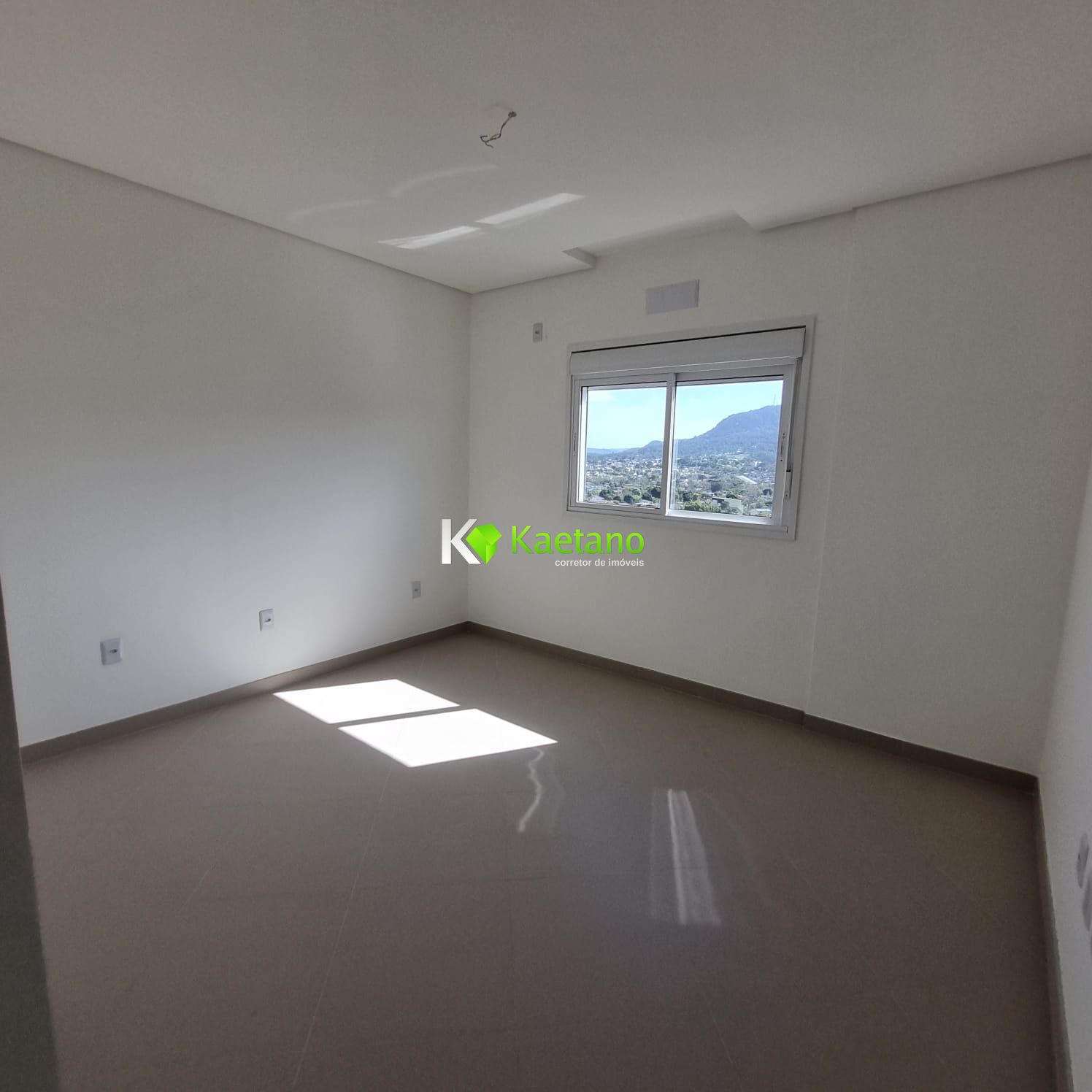 Apartamento à venda com 2 quartos, 76m² - Foto 11