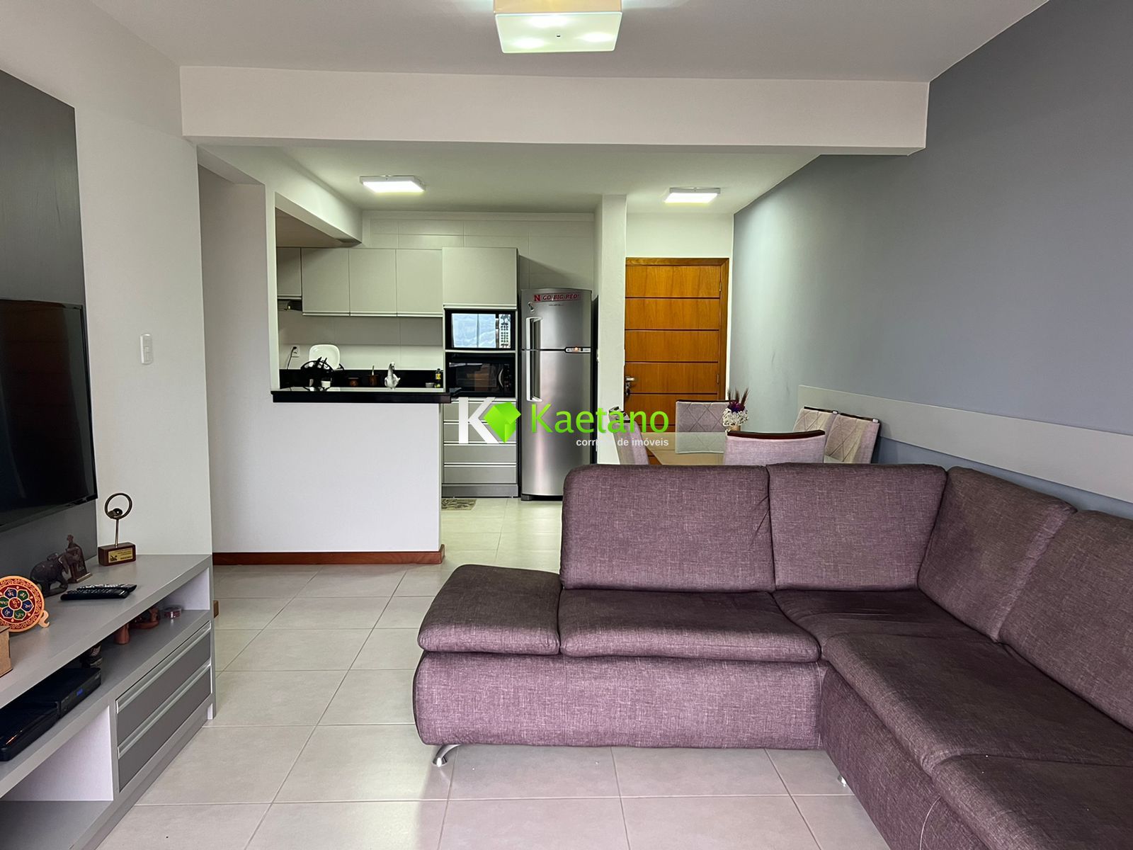 Apartamento à venda com 2 quartos, 71m² - Foto 3