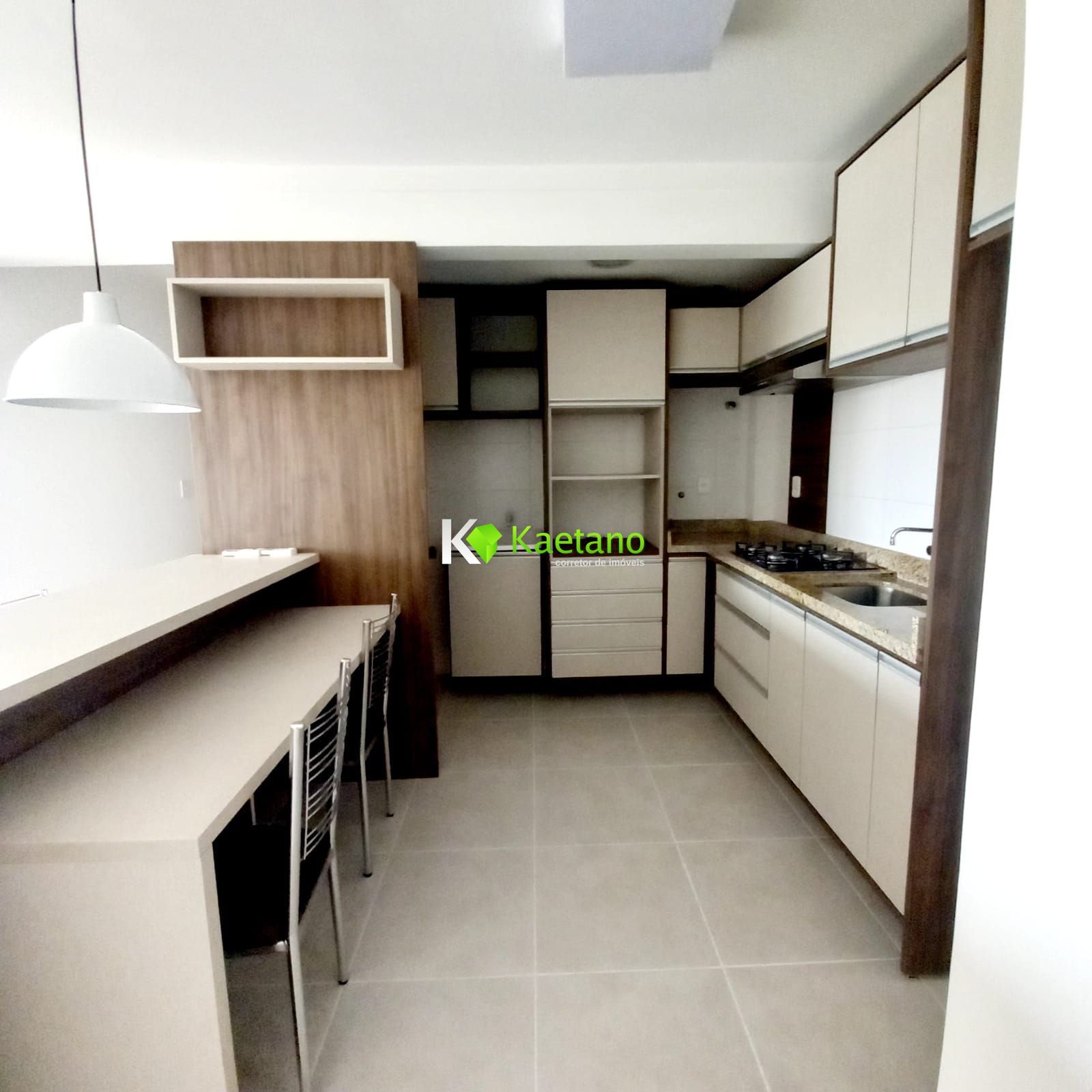 Apartamento à venda com 2 quartos, 81m² - Foto 3