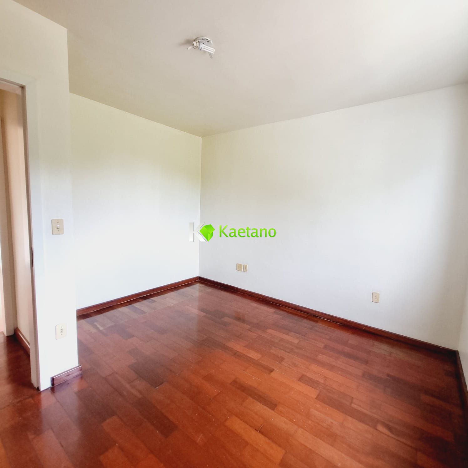 Apartamento à venda com 3 quartos, 74m² - Foto 8