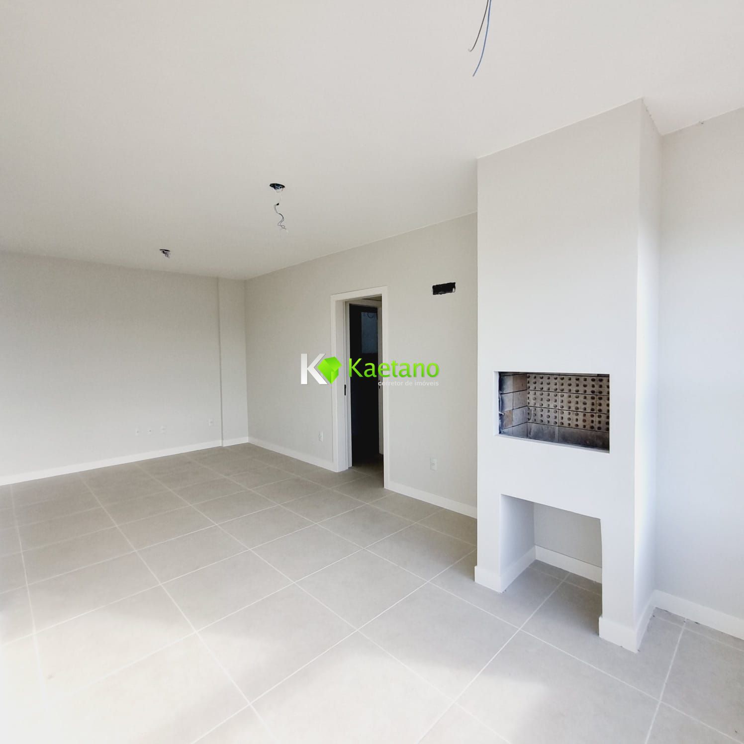 Apartamento à venda com 2 quartos, 74m² - Foto 3