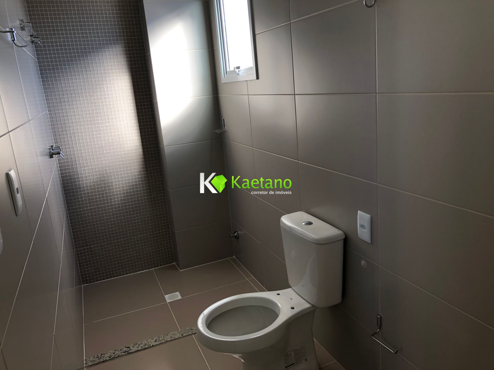 Apartamento à venda com 2 quartos, 80m² - Foto 15