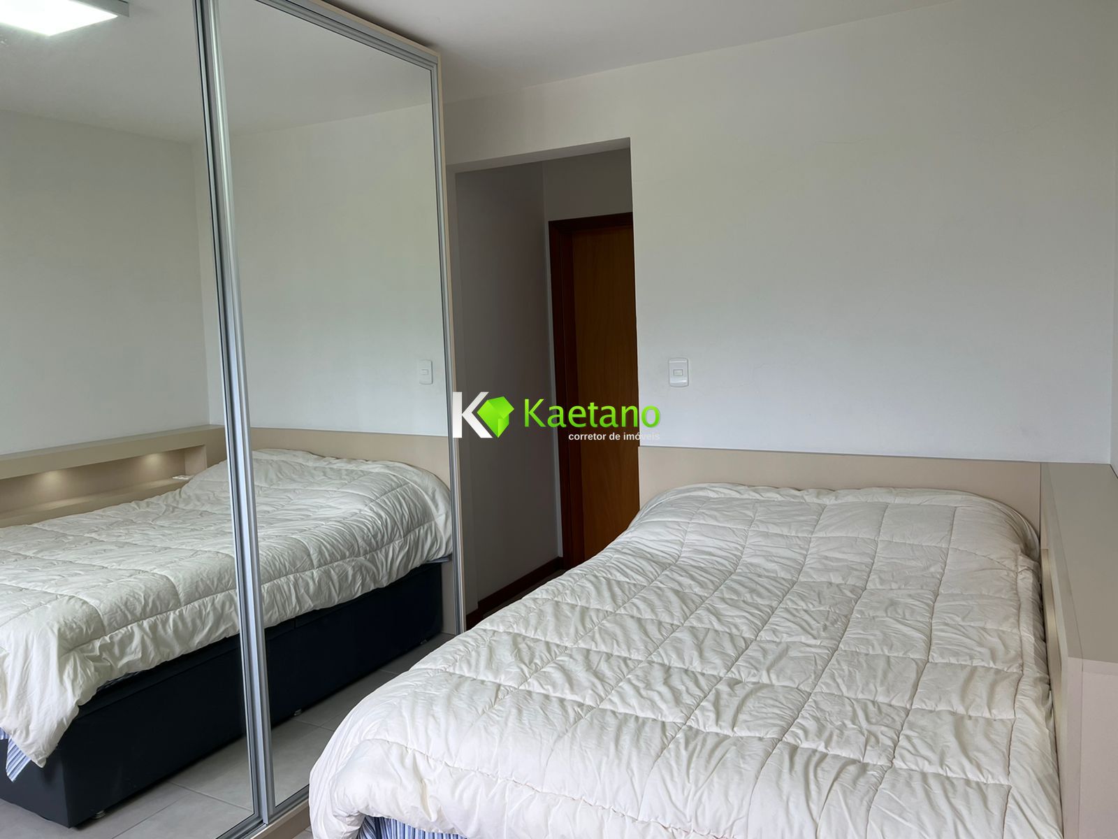 Apartamento à venda com 2 quartos, 71m² - Foto 9