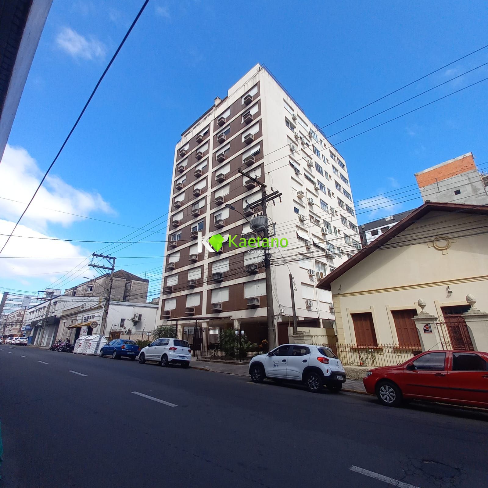 Apartamento à venda com 2 quartos, 94m² - Foto 1