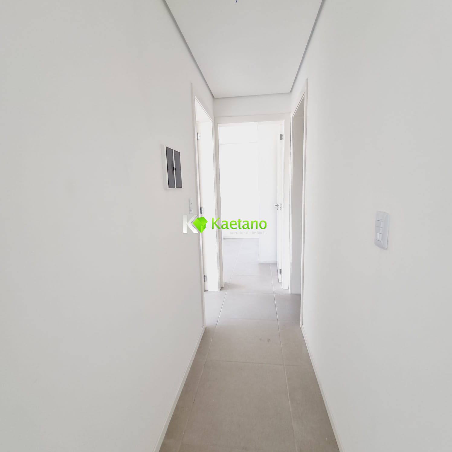 Apartamento à venda com 2 quartos, 62m² - Foto 8