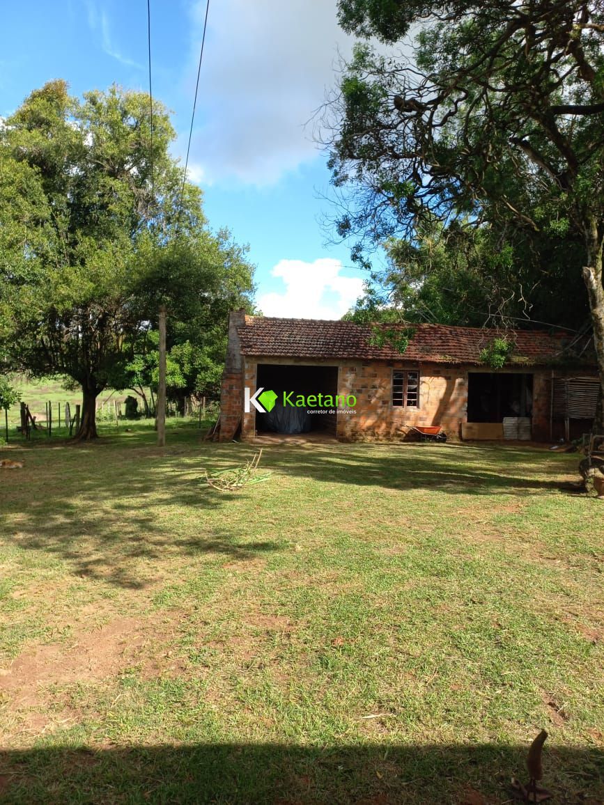 Fazenda à venda com 2 quartos, 100m² - Foto 2