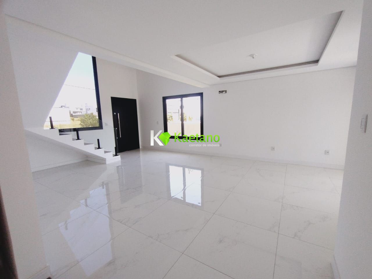 Casa à venda com 3 quartos, 176m² - Foto 5