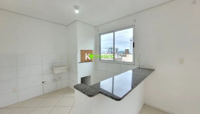 Apartamento à venda com 1 quarto, 38m² - Foto 3