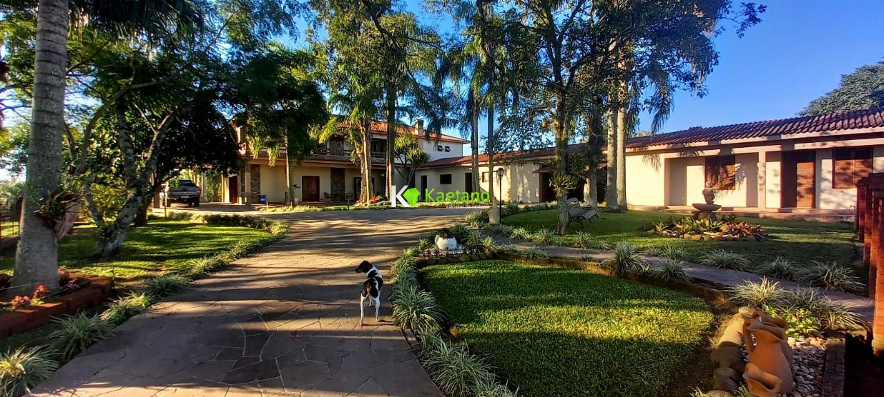 Fazenda à venda com 6 quartos, 660m² - Foto 1