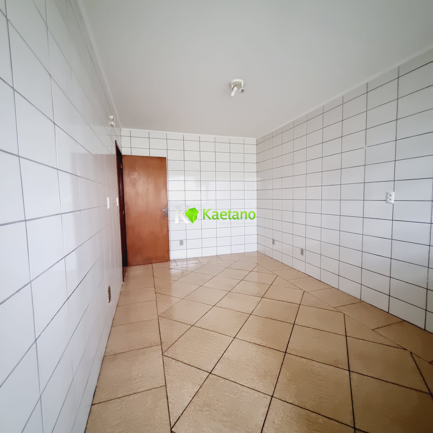 Apartamento à venda e aluguel com 4 quartos, 190m² - Foto 4