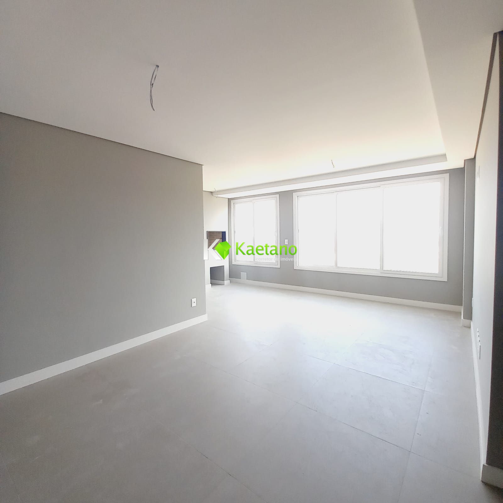 Apartamento à venda com 2 quartos, 87m² - Foto 4