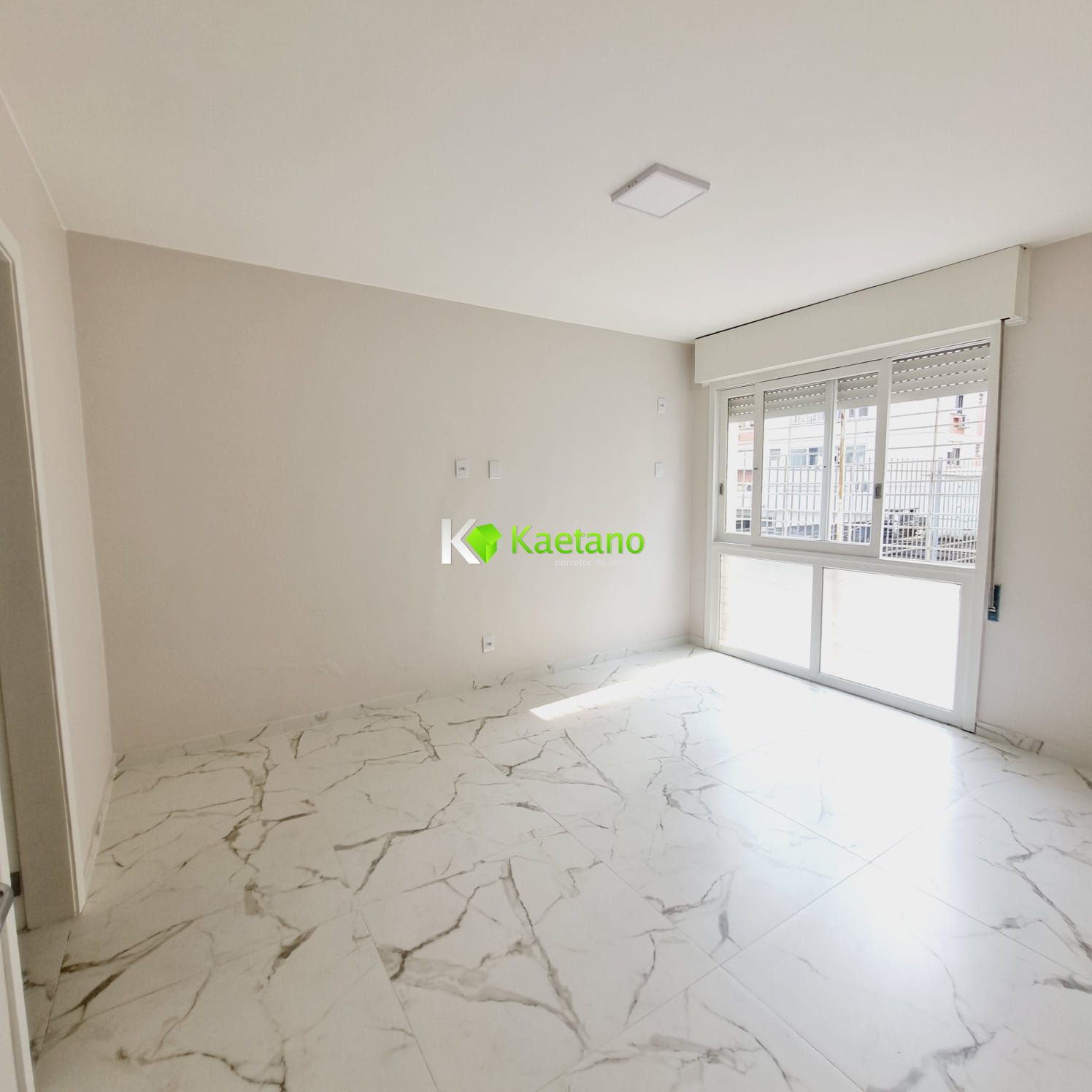 Apartamento à venda com 3 quartos, 135m² - Foto 10