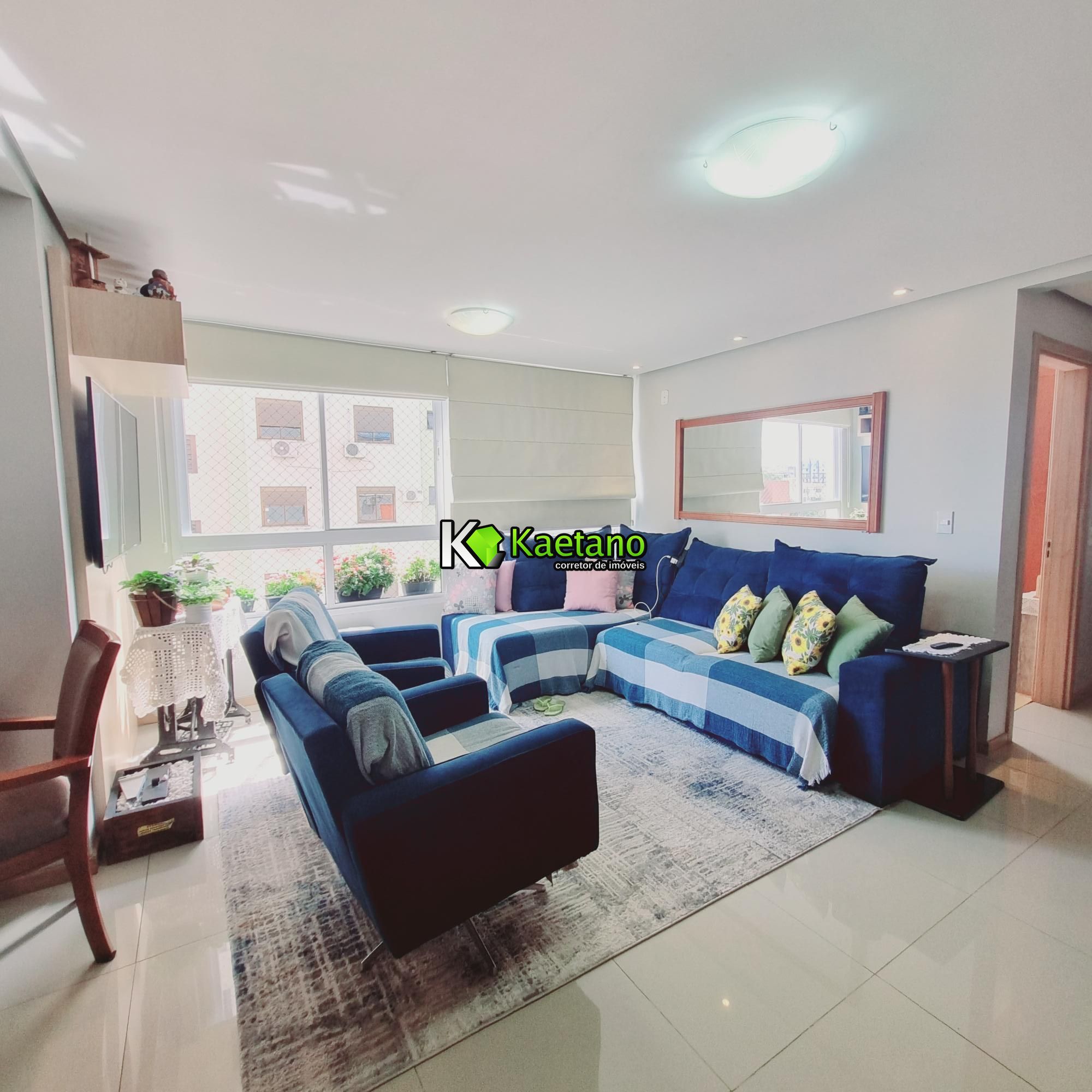 Cobertura à venda com 4 quartos, 250m² - Foto 2