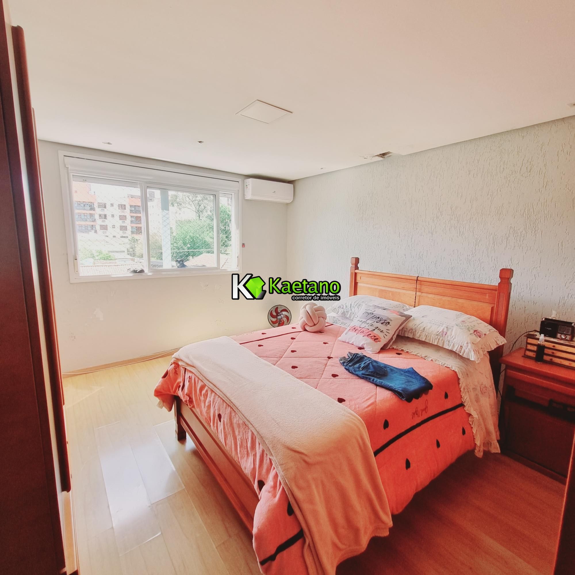Cobertura à venda com 4 quartos, 250m² - Foto 8