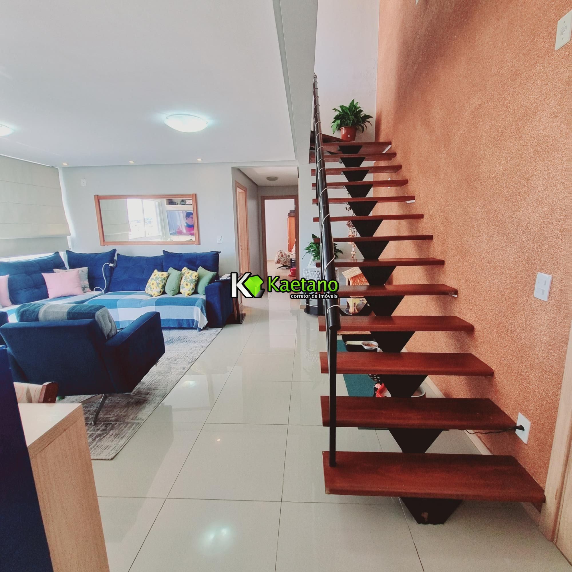 Cobertura à venda com 4 quartos, 250m² - Foto 5
