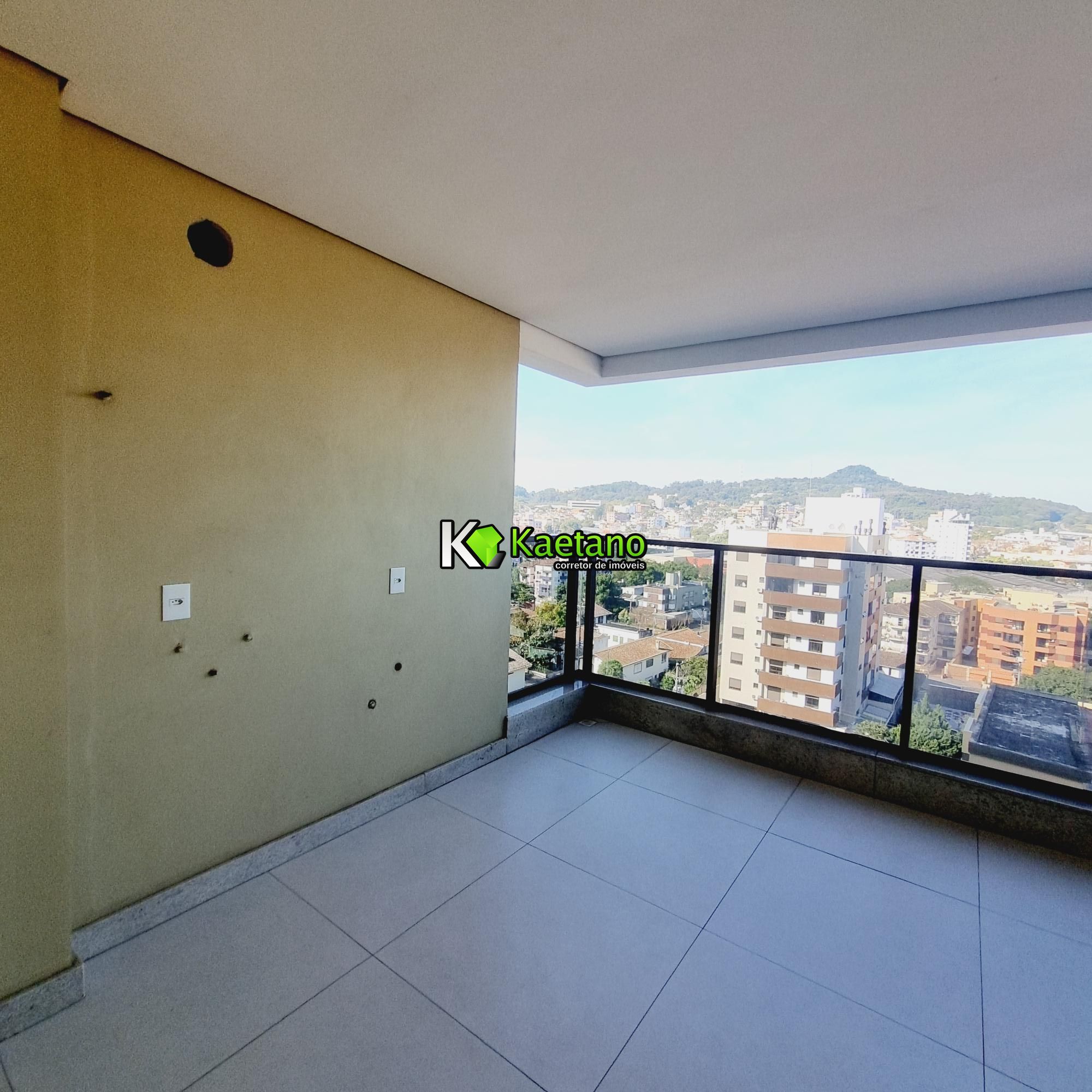Apartamento à venda com 3 quartos, 145m² - Foto 9