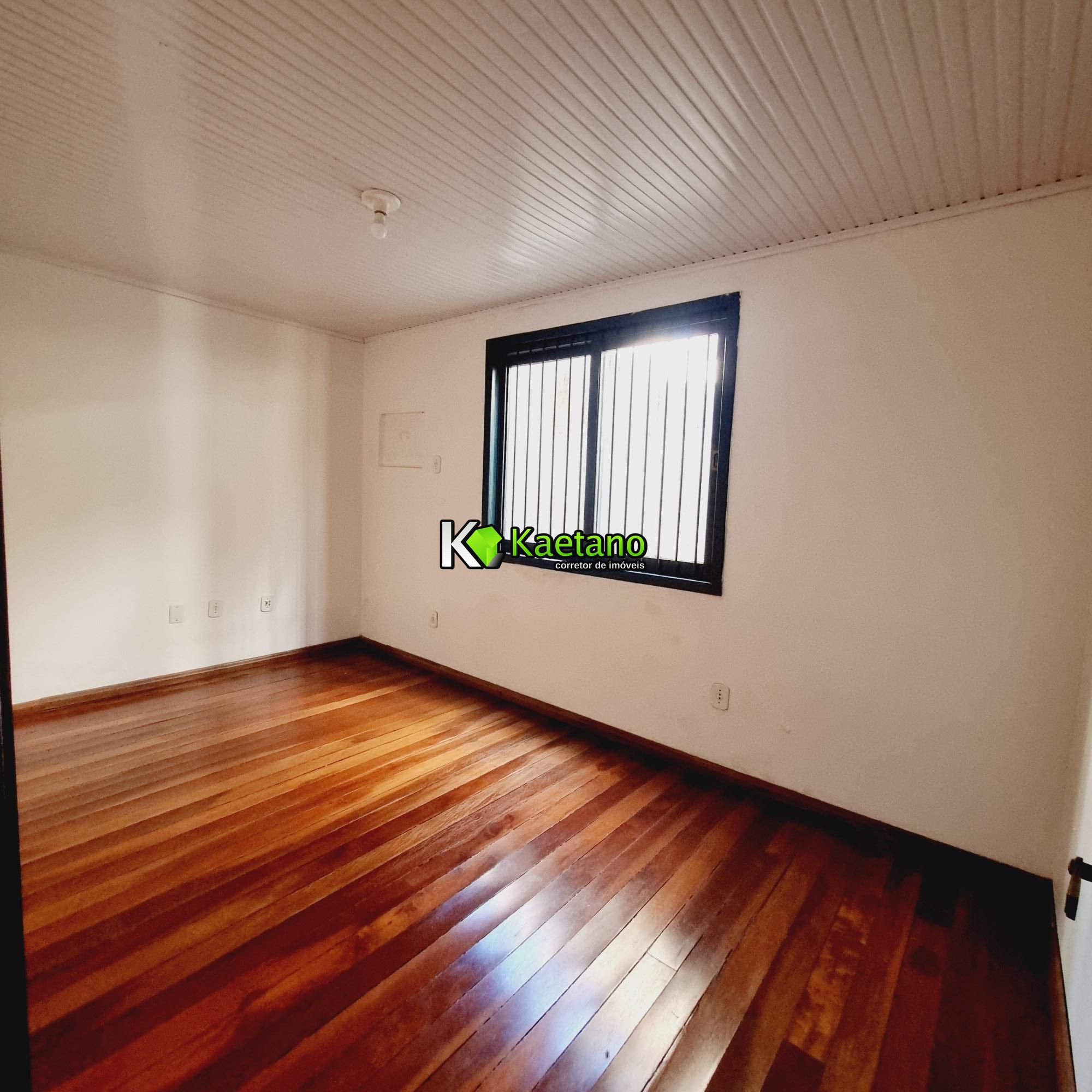 Conjunto Comercial-Sala para alugar com 2 quartos, 85m² - Foto 3