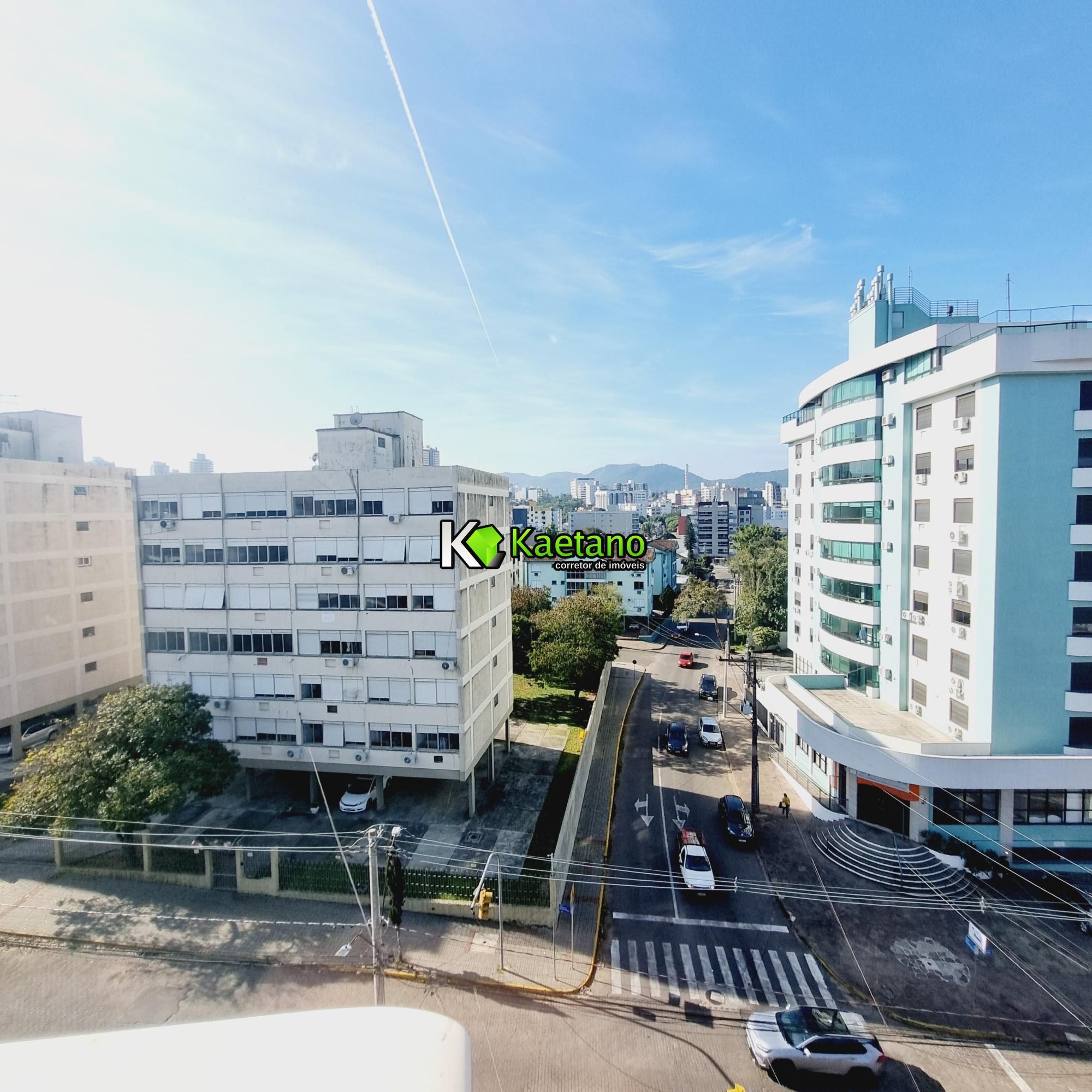 Apartamento à venda com 3 quartos, 116m² - Foto 13