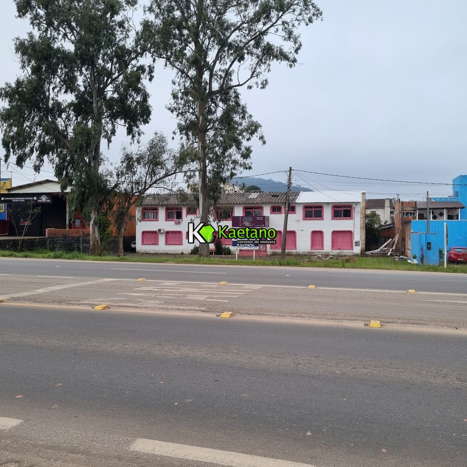 Prédio Inteiro à venda com 17 quartos, 558m² - Foto 1