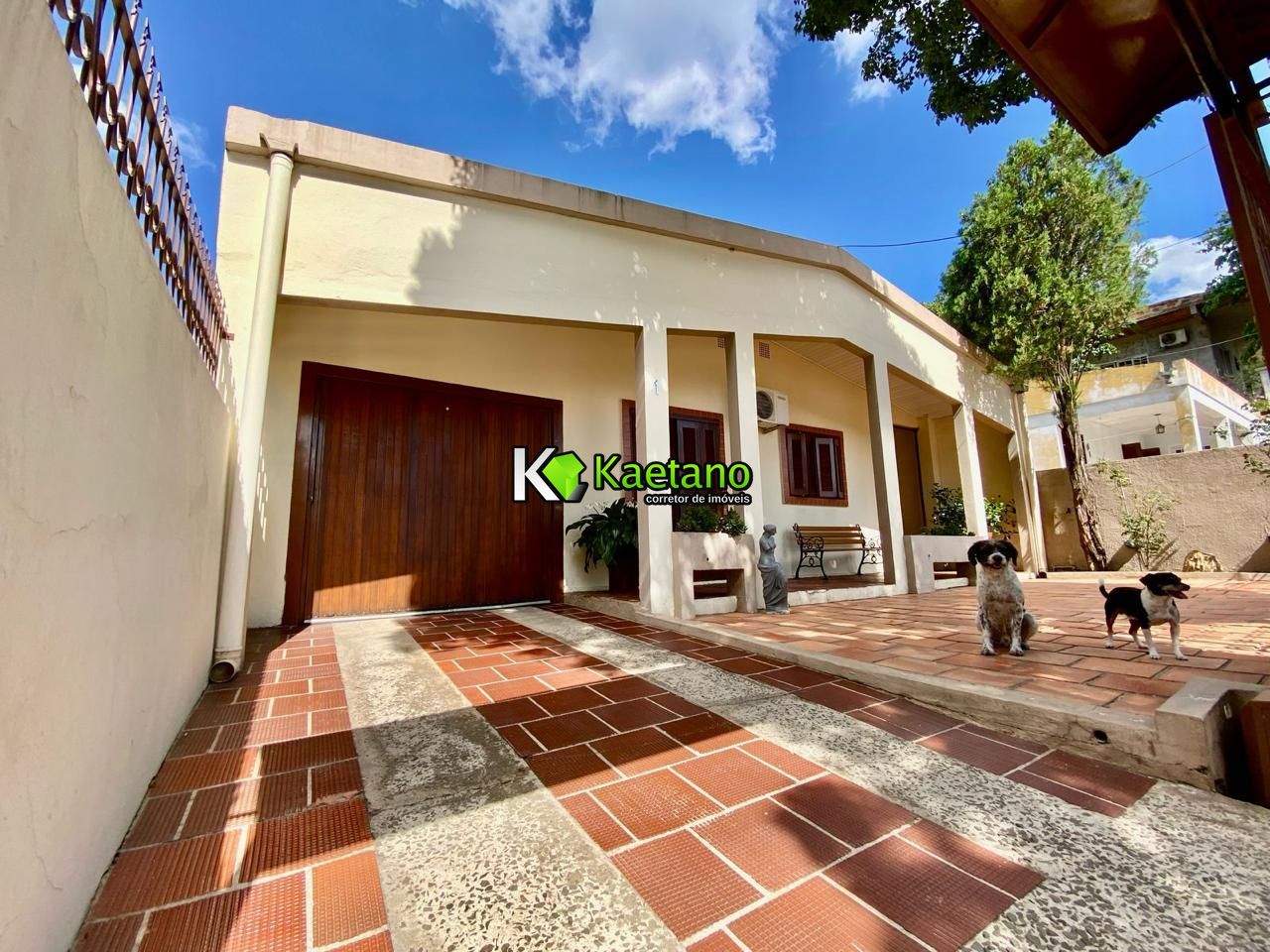 Casa à venda com 2 quartos, 151m² - Foto 2