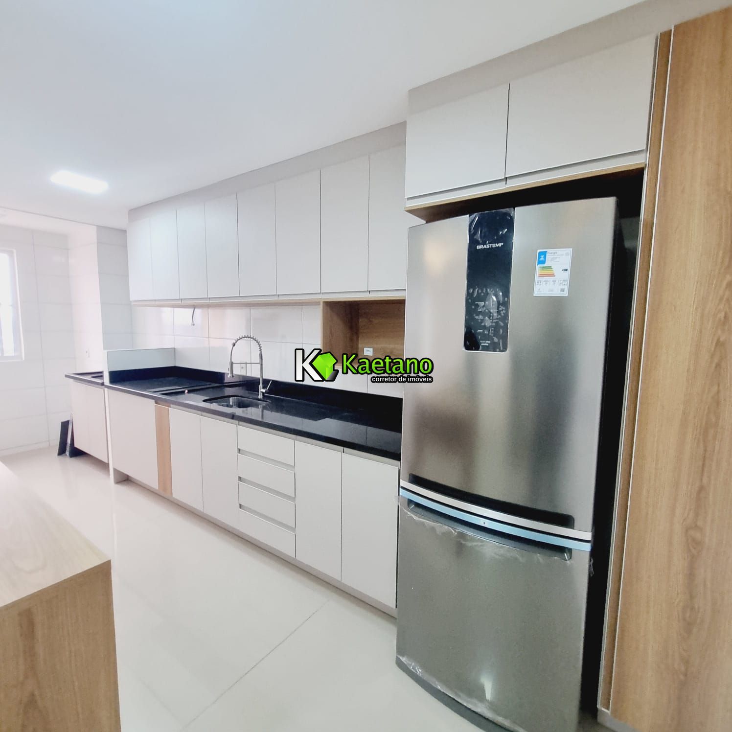 Apartamento à venda com 2 quartos, 58m² - Foto 2