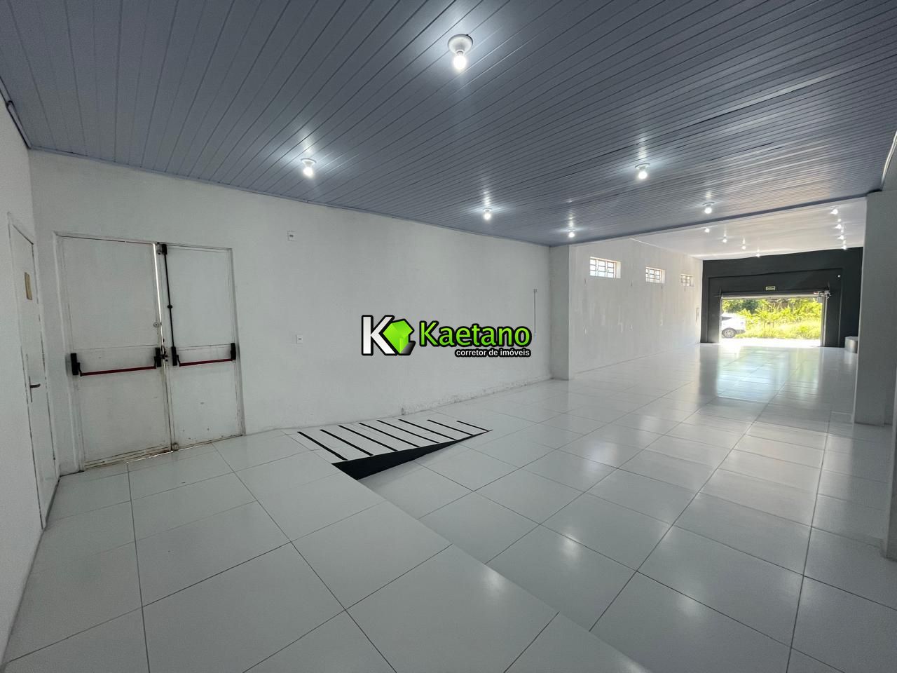 Depósito-Galpão-Armazém à venda, 350m² - Foto 6
