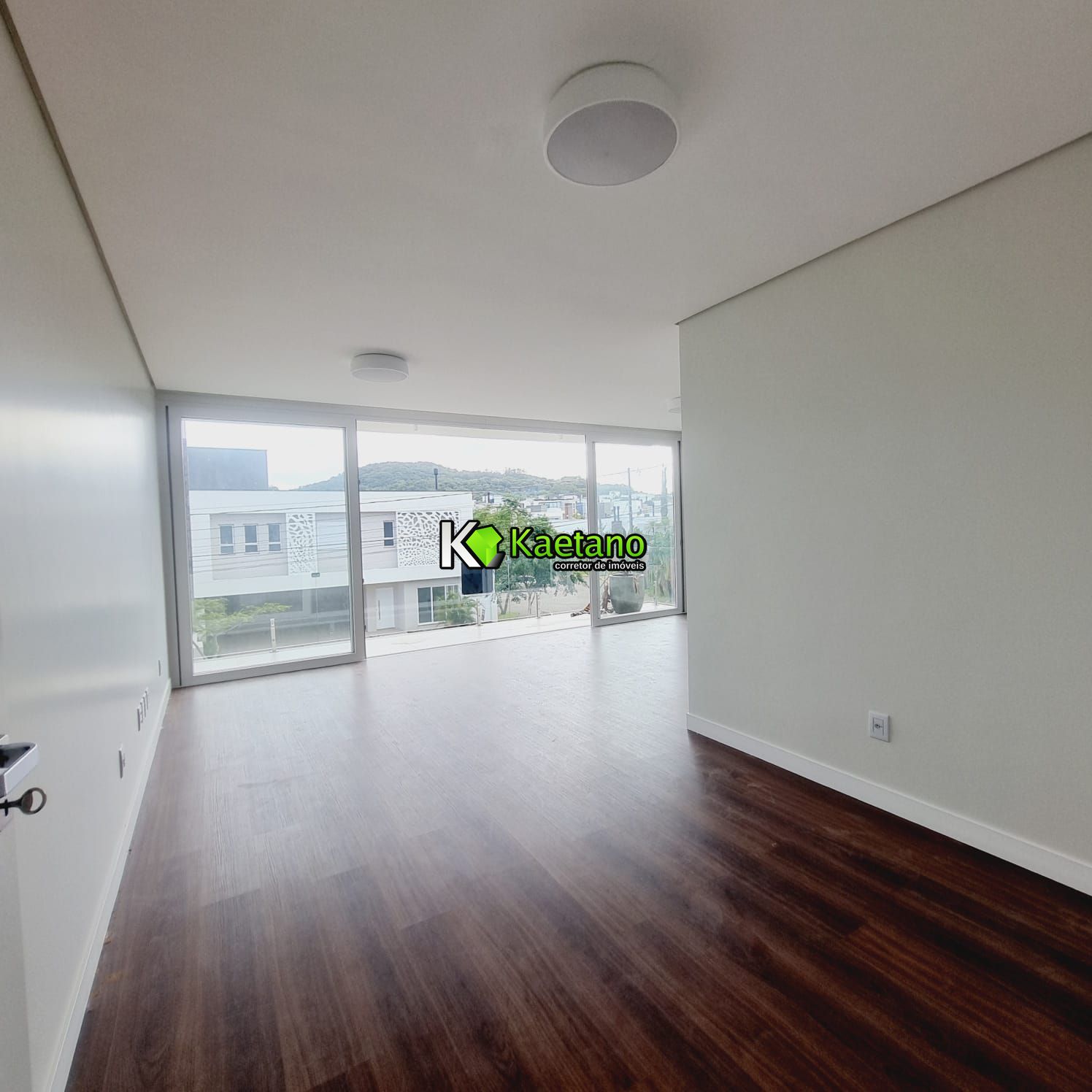 Casa à venda com 3 quartos, 215m² - Foto 18