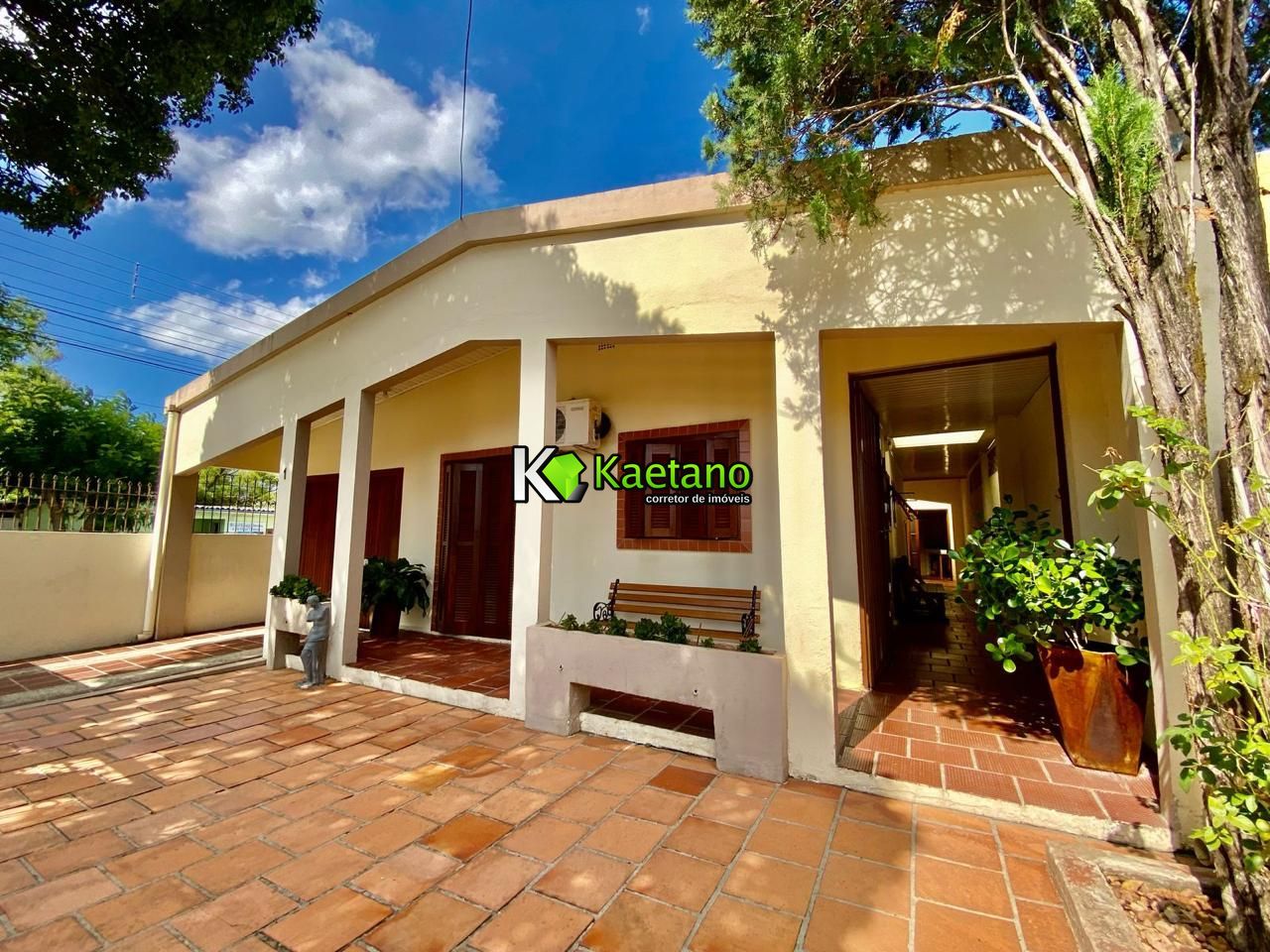 Casa à venda com 2 quartos, 151m² - Foto 3