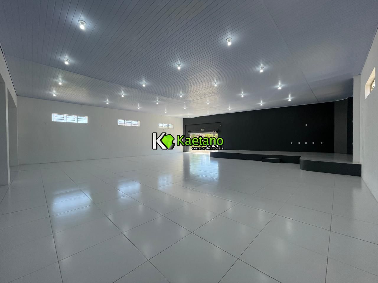 Depósito-Galpão-Armazém à venda, 350m² - Foto 3