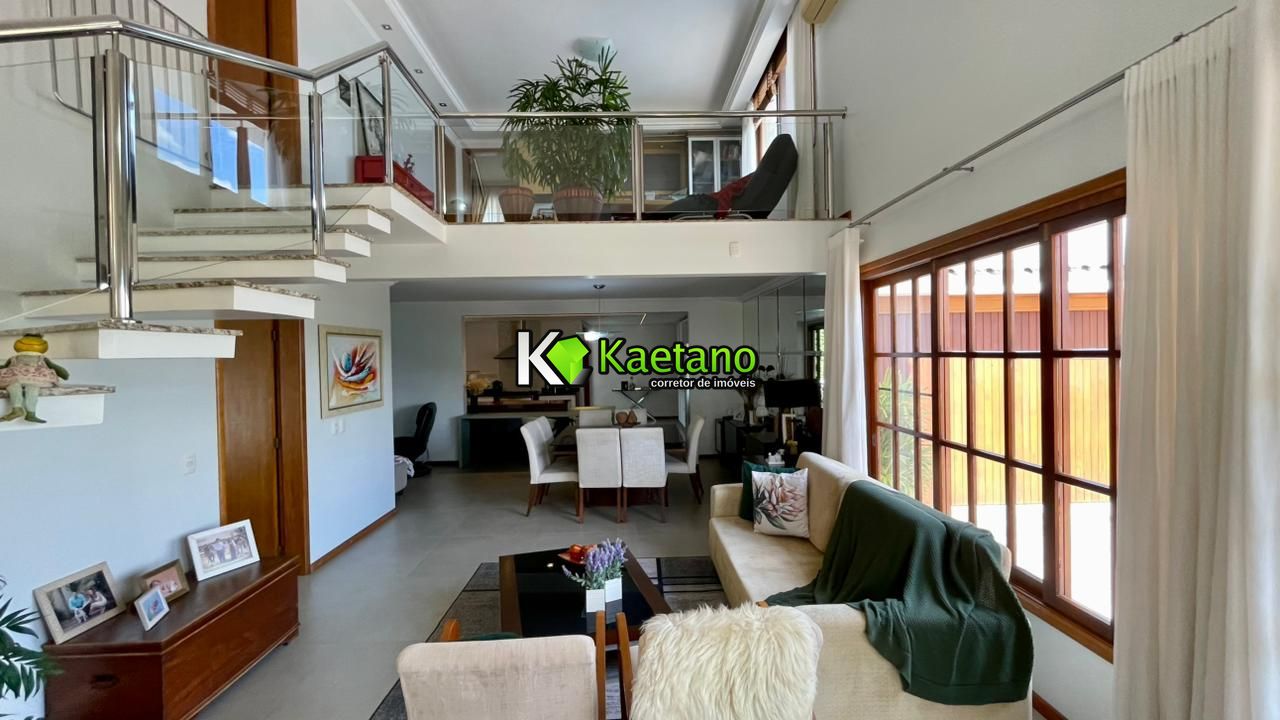 Casa, 4 quartos, 329 m² - Foto 5